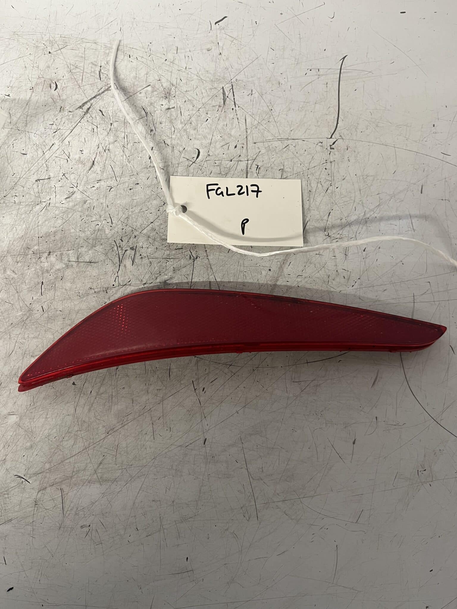 Hyundai i40 2012-2018 Saloon Near Side Rear Reflector – 92405-3Z300