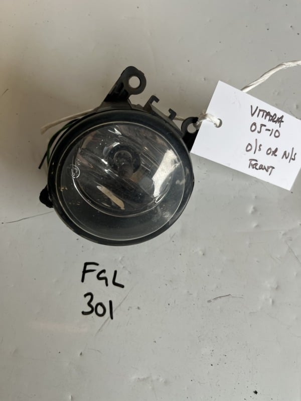 Suzuki Vitara 2005-2010 Front Fog Lamp – Fits Both Sides ( Universal )