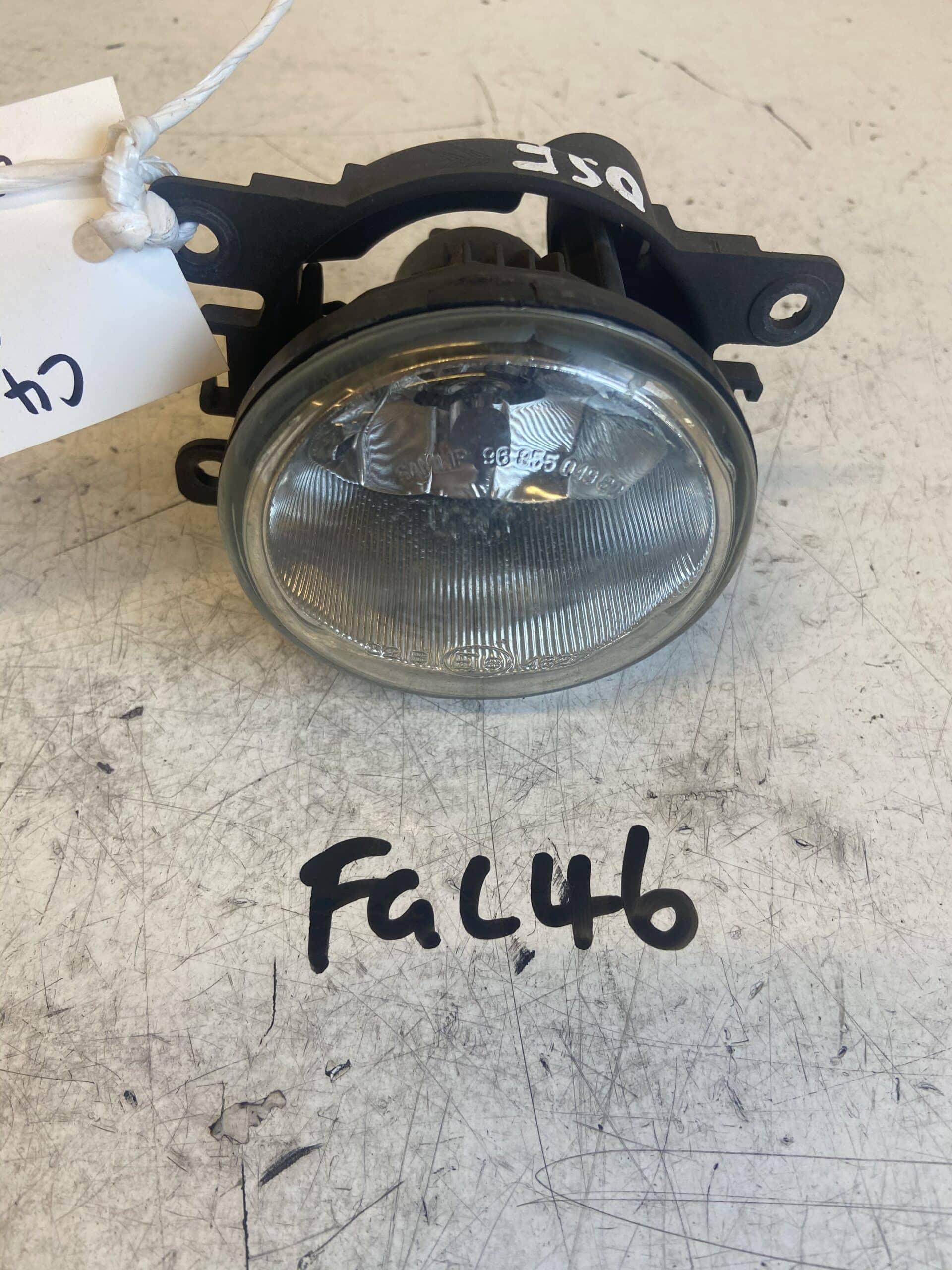 Citroen C4 Picasso 2007-2014 MPV Front Fog lamp – Universal Fitting – 9685504980
