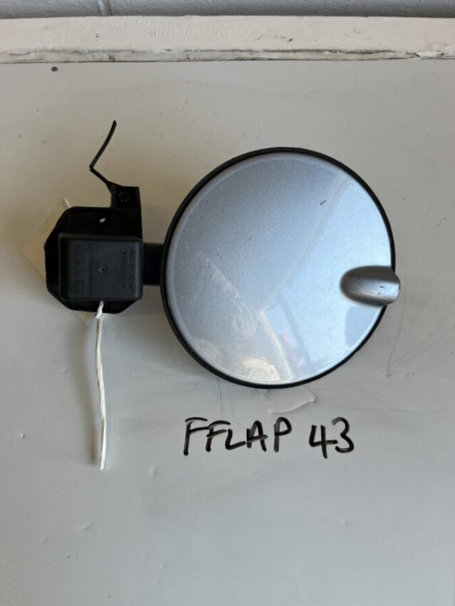 Vauxhall Corsa 2006-2014 Hatchback Fuel Filler Flap – Silver Z163