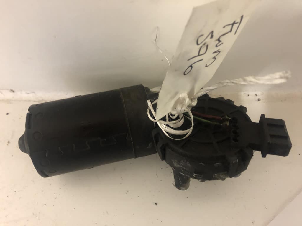 Peugeot 206 / 206cc Cabriolet 1998-2007 Front Wiper Motor 0390241375