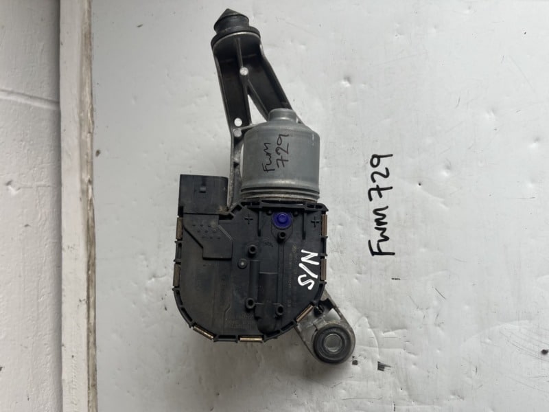 Ford Focus 2011-2017 Hatchback / Estate Near Side Front Wiper Motor – BM51-17504-AJ