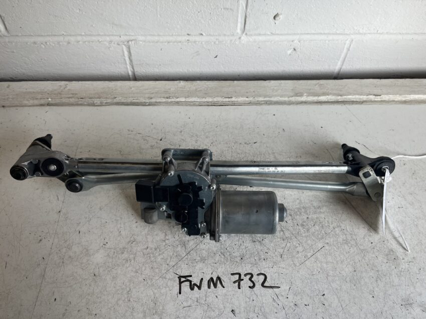 BMW X1 2009-2015 Front Wiper Motor And Linkage – 2992466-01