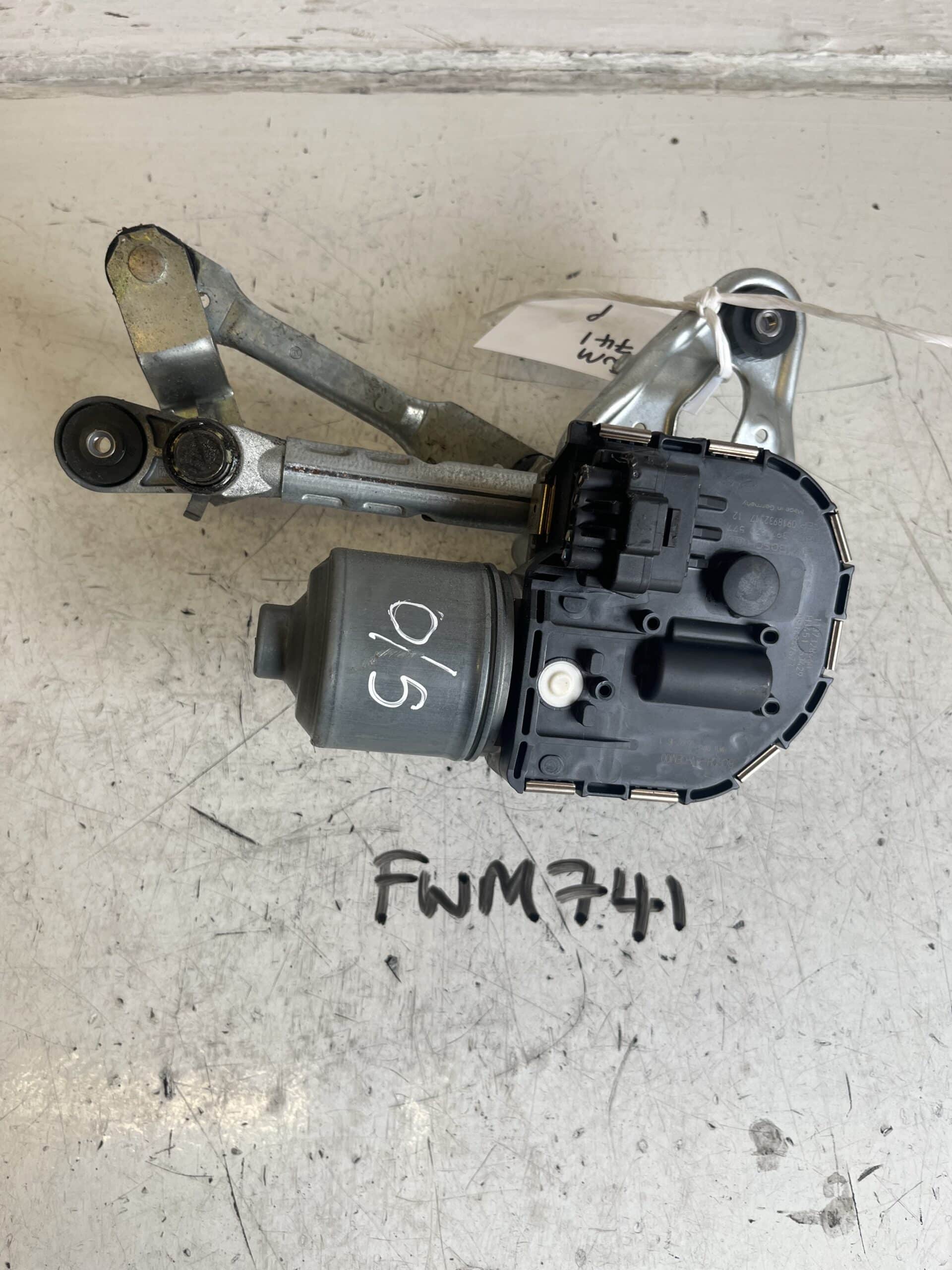 Peugeot 3008 2008-2014 MPV Off Side Front Wiper Motor And Linkage