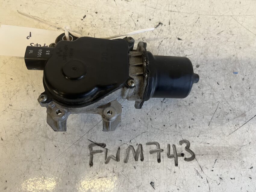 Nissan Qashqai 2013-2017 Front Wiper Motor
