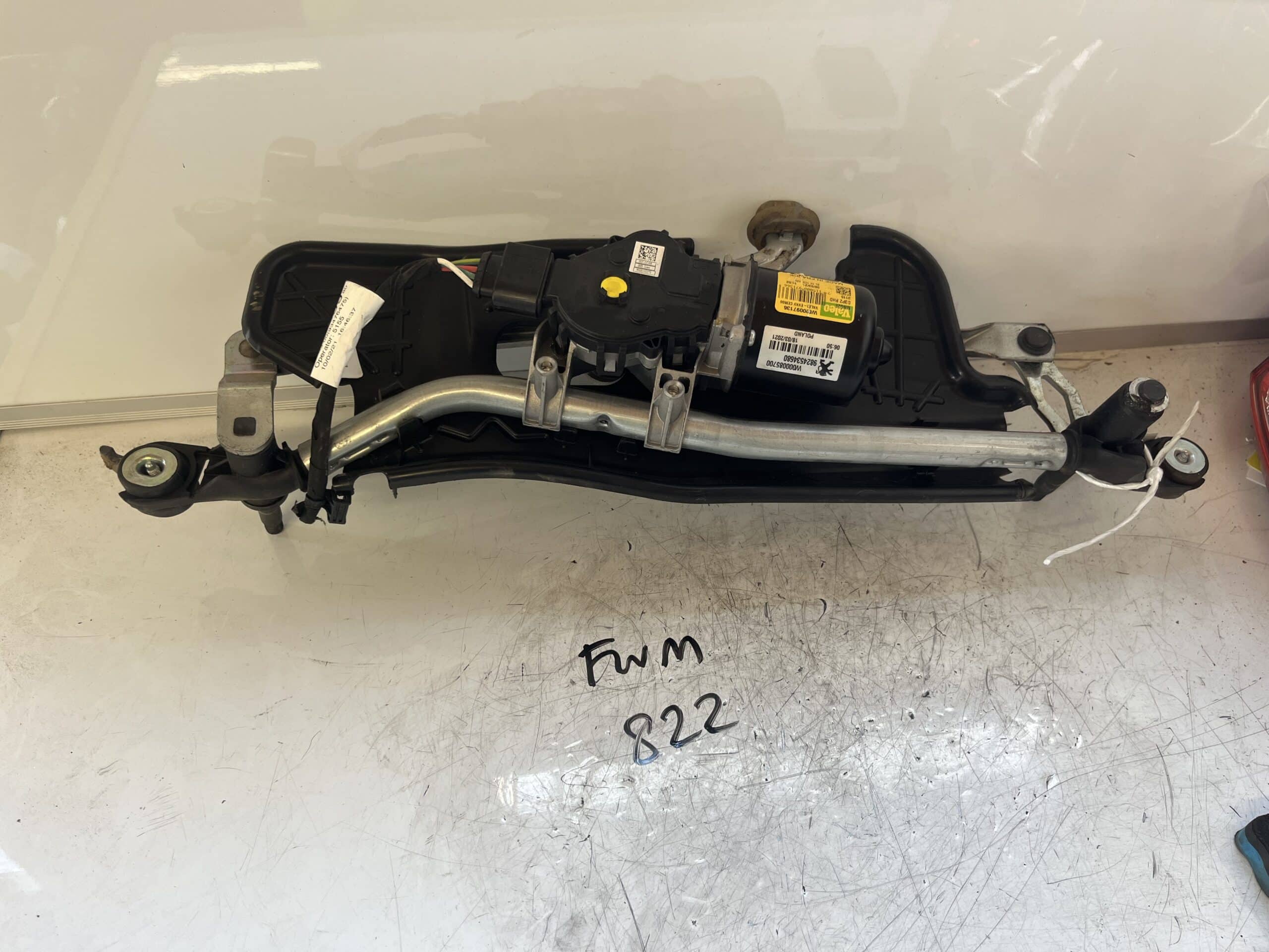 Vauxhall Mokka 2020-2025 Front Wiper Motor And Linkage – 9824534680