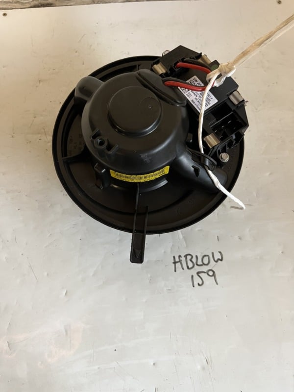 Audi Q3 / Volkswagen Golf / Scirocco 2008-2012 / Touran 2006-2015 / Passat / Seat Altea 2004-2010 / Skoda Yeti Heater Blower Motor – Climate – 1K2820015G / 3C0907521F