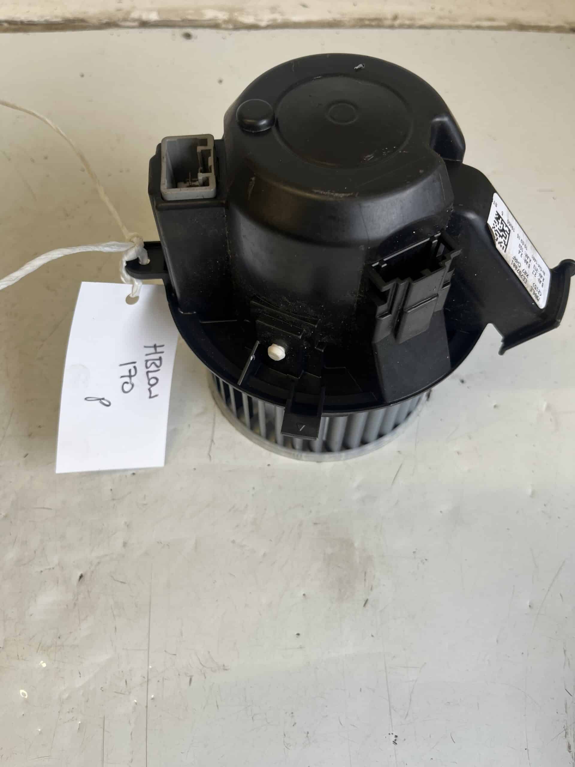 Renault Twingo 2013-2019 Heater Blower Motor – ( 2 Pin Plug )