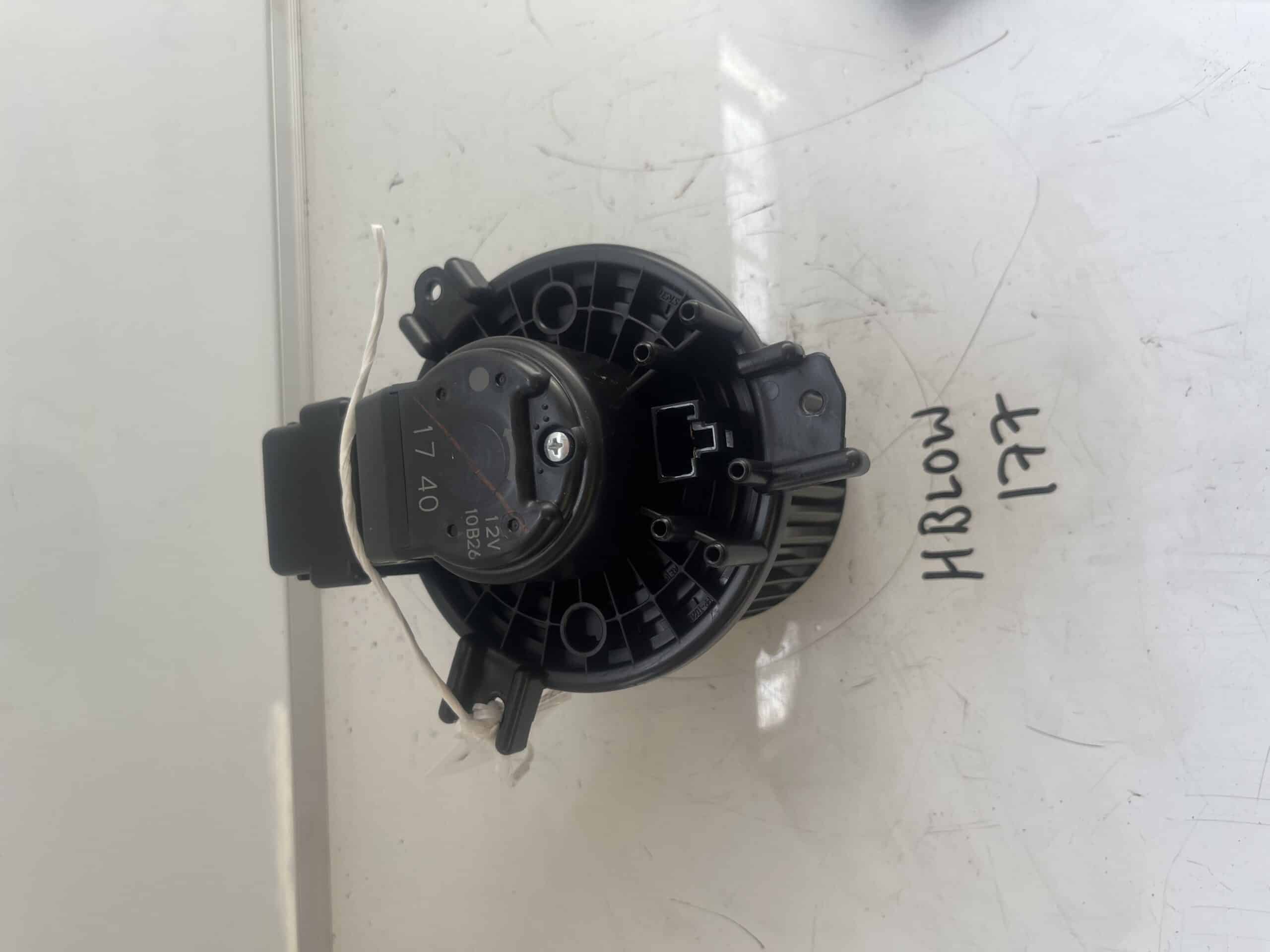 Suzuki Ignis 2016-2023 Heater Blower Motor – ( 2 Pin Plug )