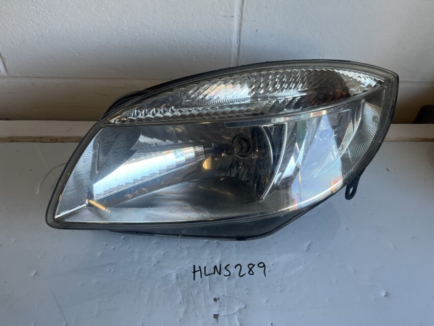 Skoda Fabia 2007-2010 5 Door Hatchback / Estate Near Side Headlamp