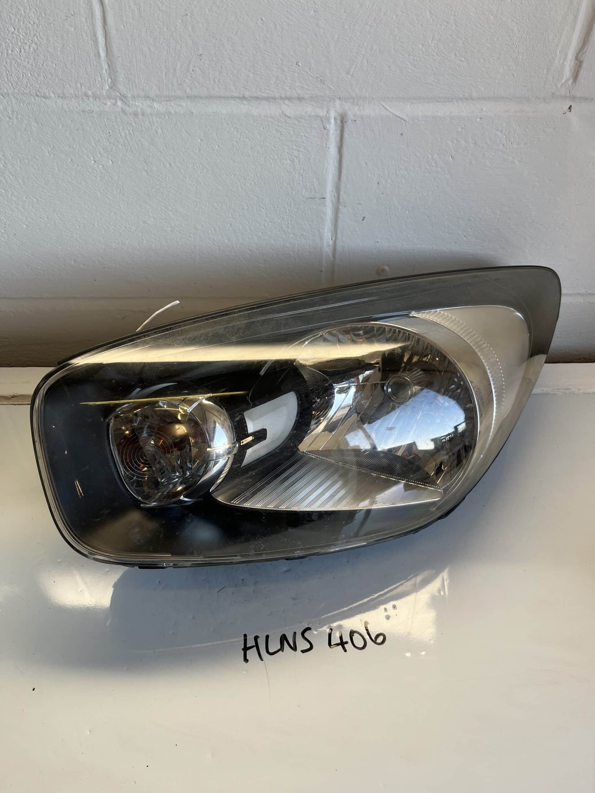 Kia Picanto 2011-2015 Near Side Headlamp – ( See Picture To Match )