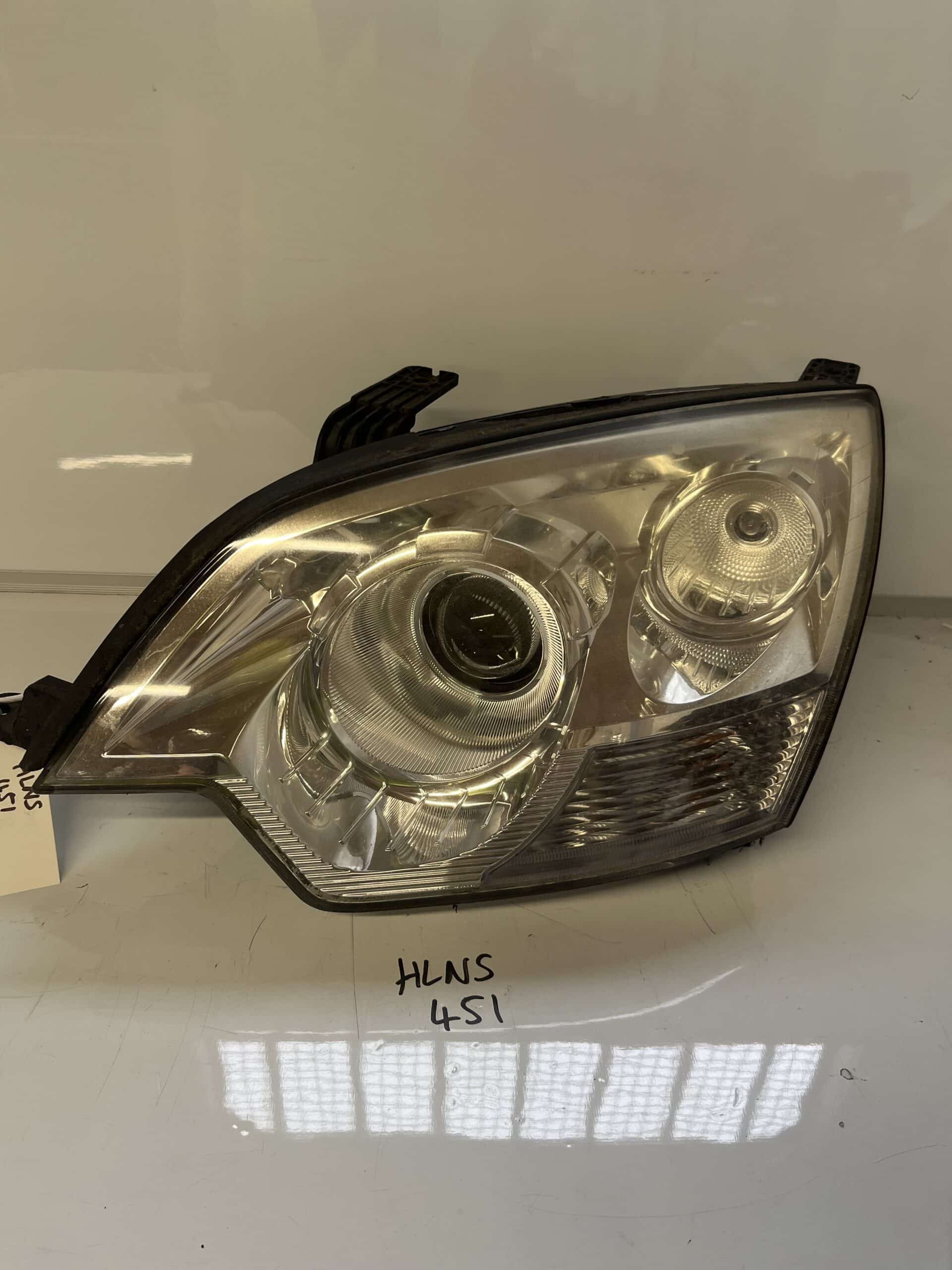 Vauxhall Antara 2006-2015 Hatchback / 4×4 Near Side Headlamp – Xenon