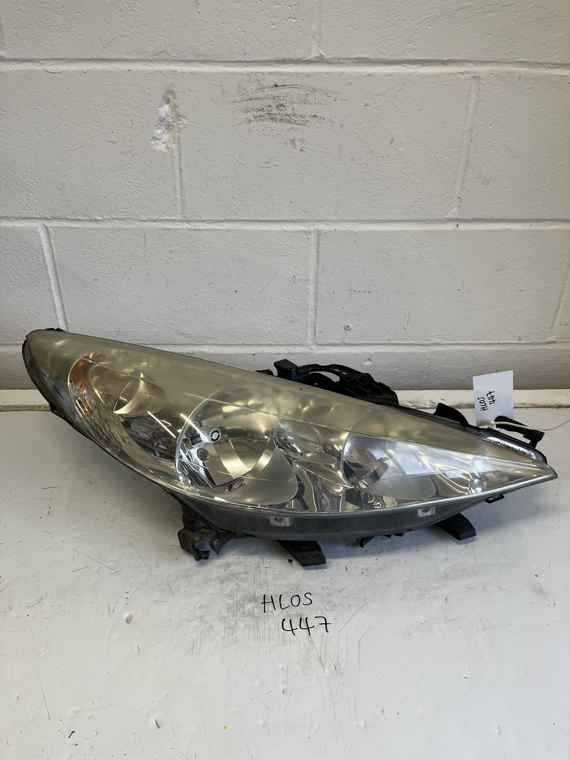 Peugeot 207 2006-2012 Off Side Headlamp – 9680131280