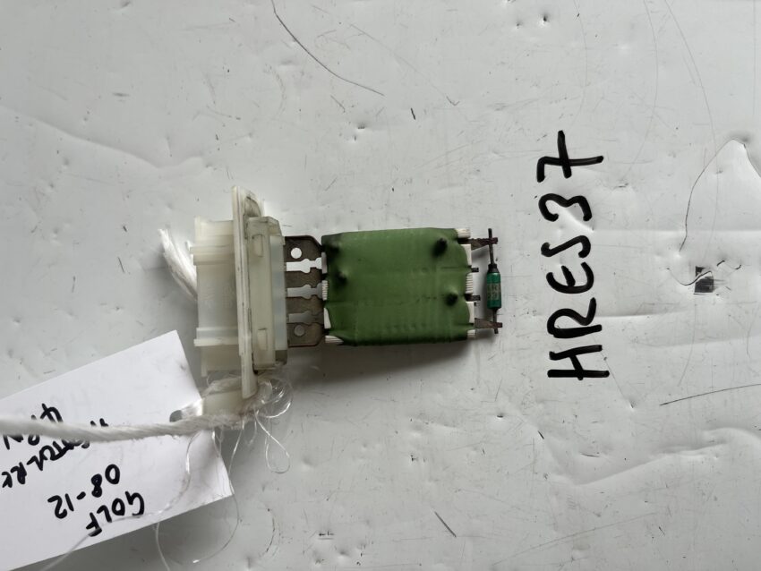 Volkswagen Golf 2008-2012 Heater Resistor – 4 Pin Plug Type