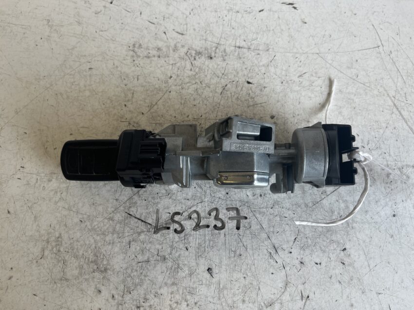Range Rover Sport 2005-2010 4×4 Diesel Ignition Barrel And Key – 3M51-3F880-AC