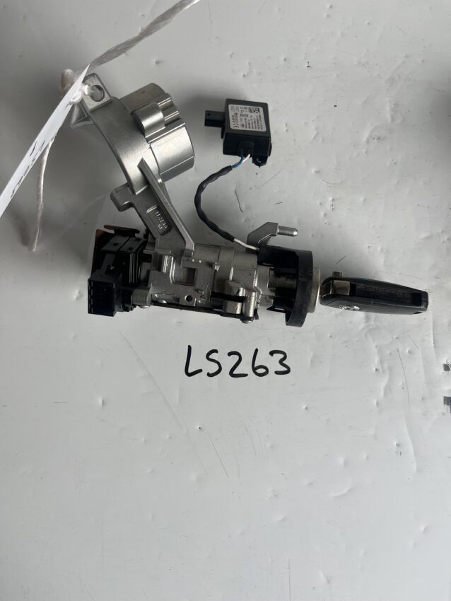 Vauxhall Corsa / Adam 2014-2019 / Mokka / Insignia 2012-2018 Petrol Ignition Barrel And Key – 4121694