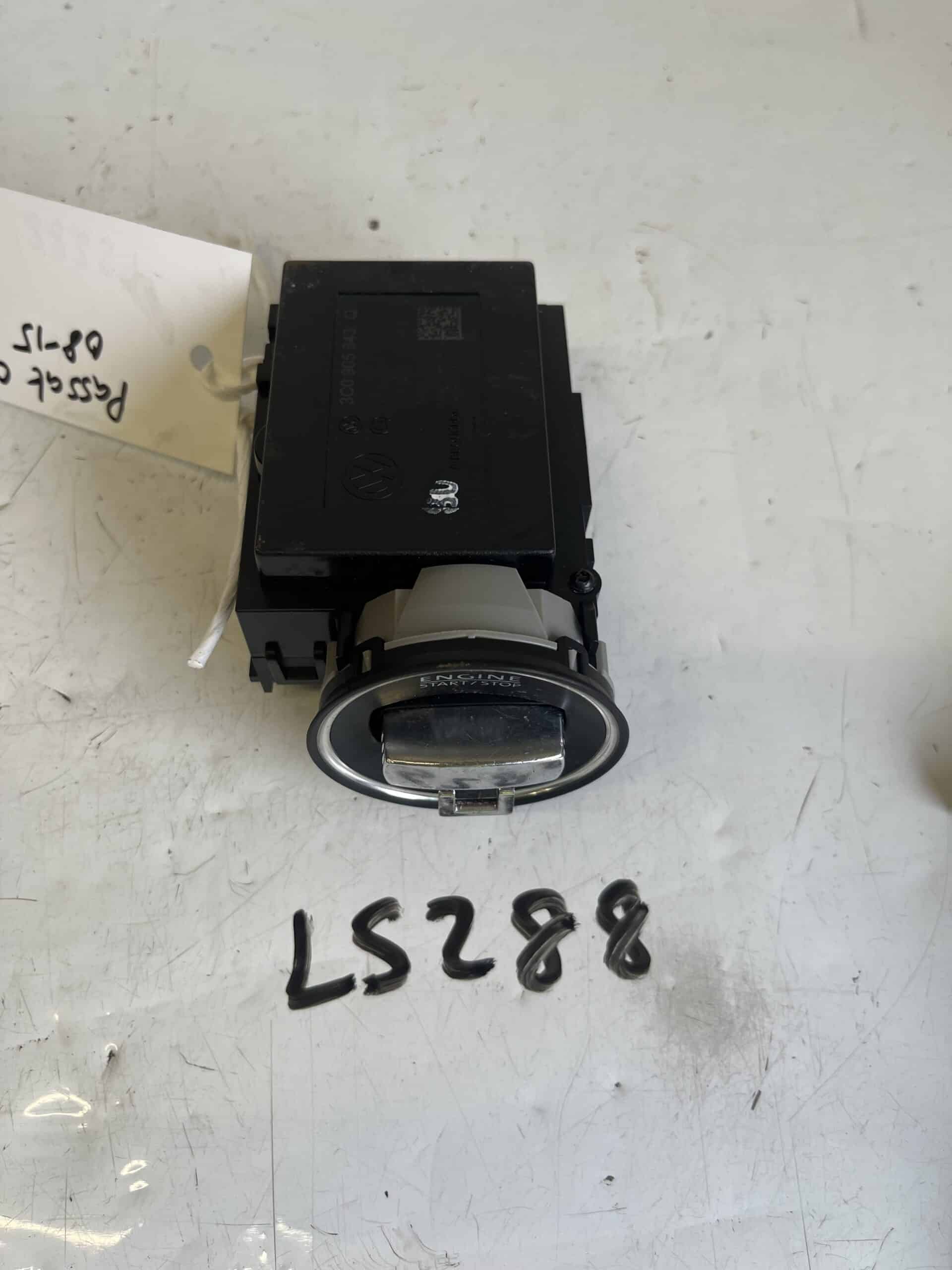 Volkswagen Passat CC 2008-2015 Electronic Ignition And Key – 3C0905843Q