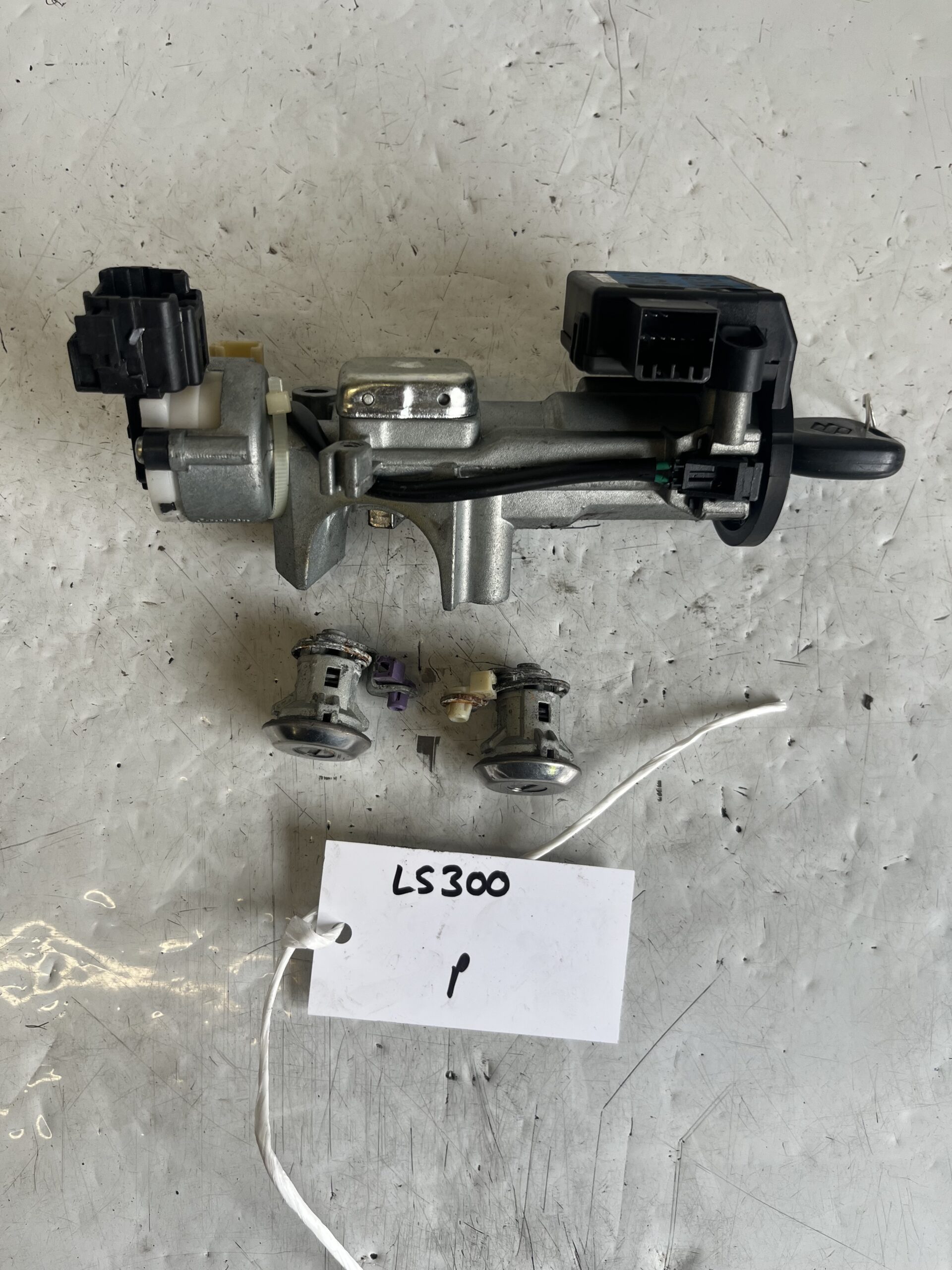 Nissan Pixo / Suzuki Alto 2009-2014 Petrol Ignition Barrel And Front Door Locks x2