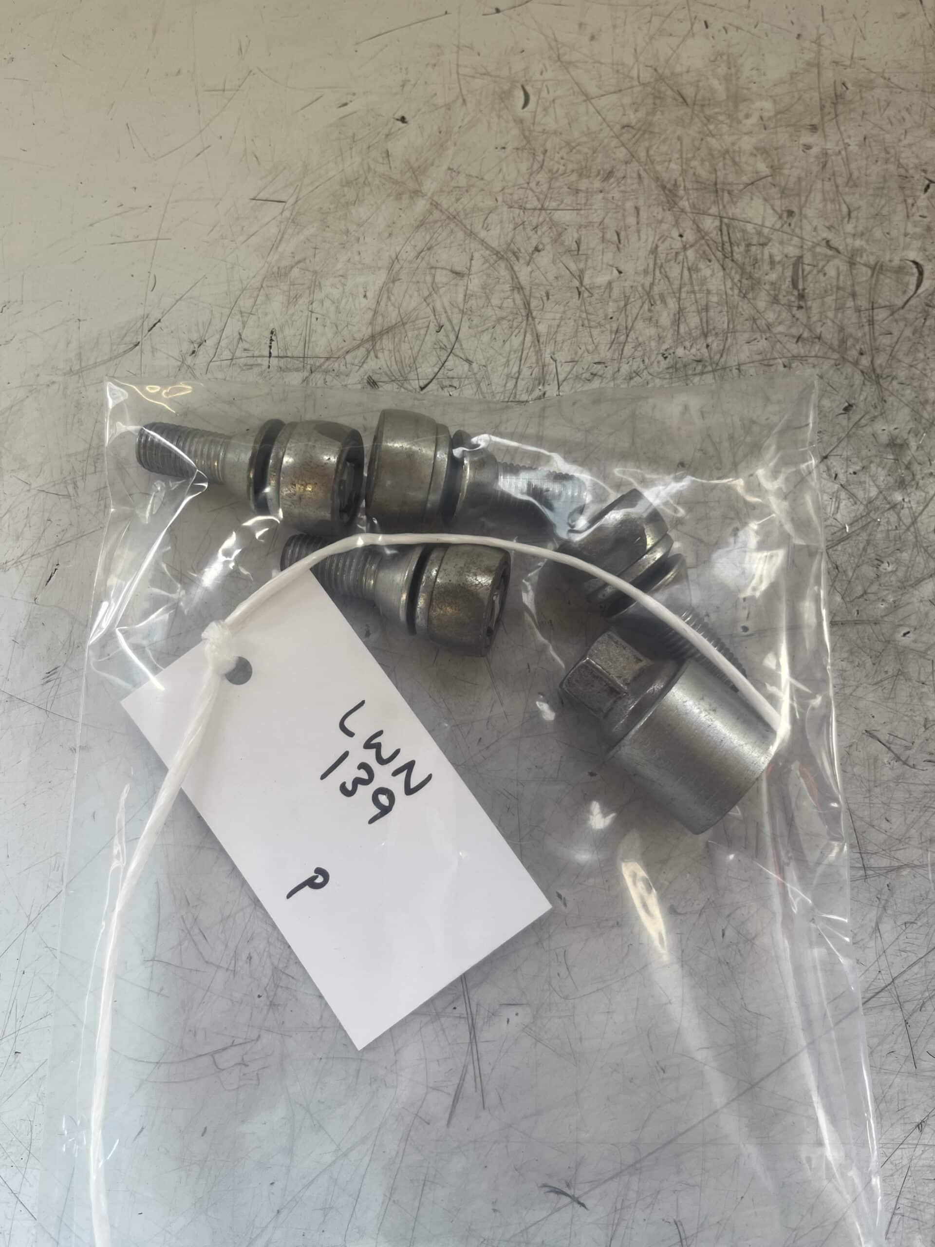 Renault Twingo 2013-2019 Locking Wheel Nut Kit