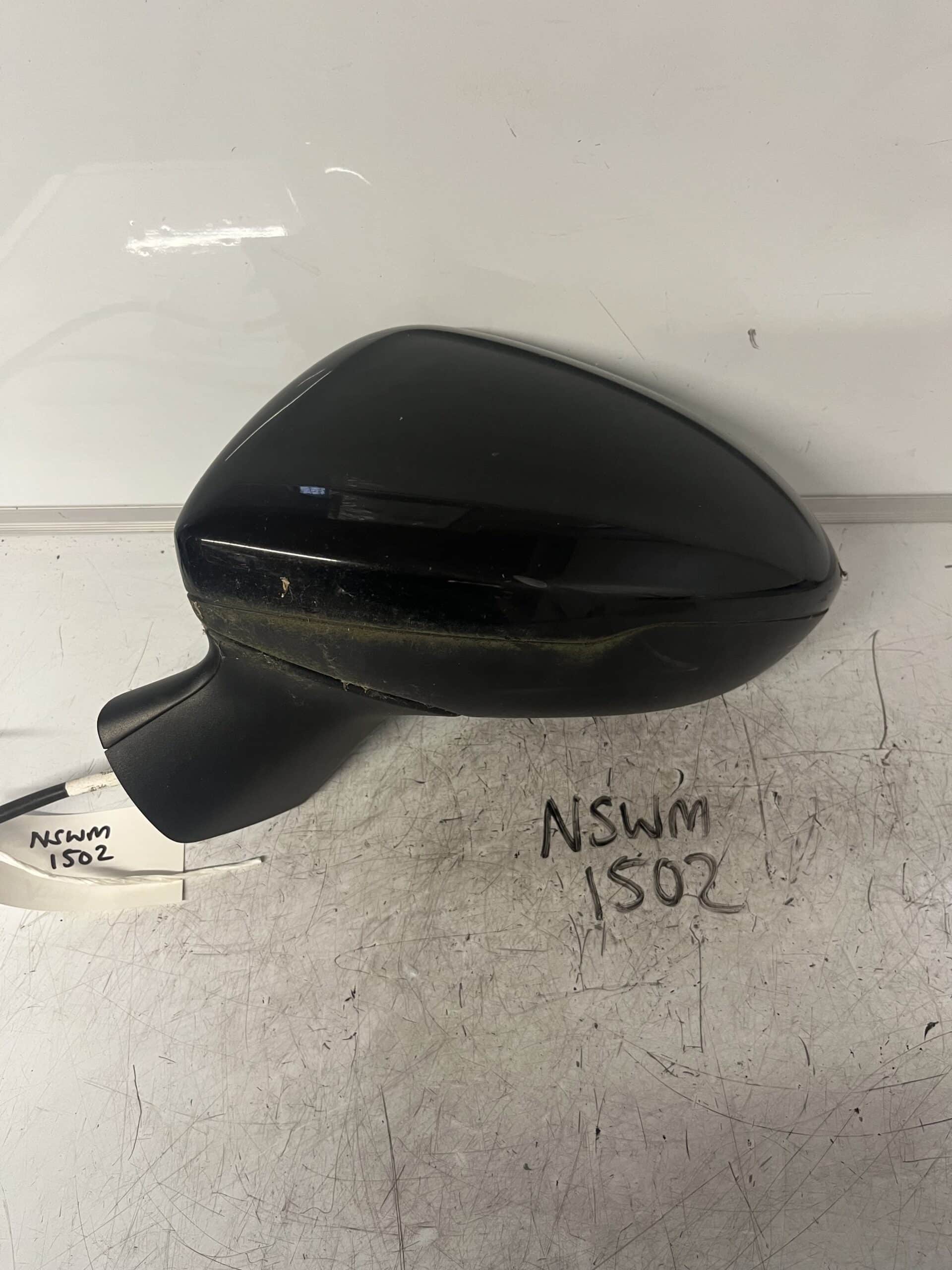 Vauxhall Astra 2015-2021 Near Side Electric Door Mirror – Black Z22Y Colour Code