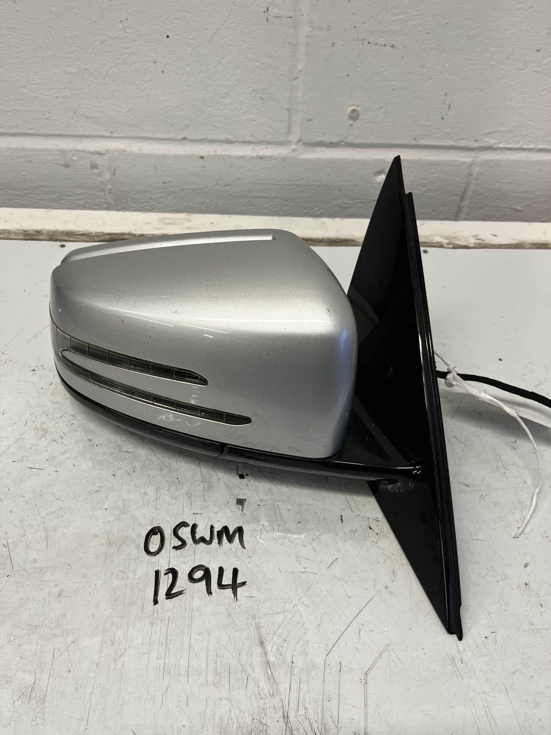 Mercedes E Class 2009-2012 Off Side Electric Door Mirror – Silver 775 ( Power Fold )