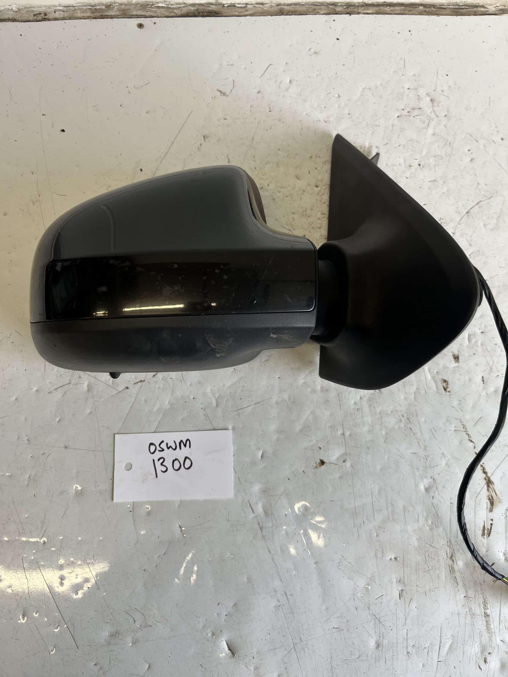 Dacia Sandero 2012-2016 Off Side Electric Door Mirror – Black NV676 Colour Code ( 7 Wires Plug )