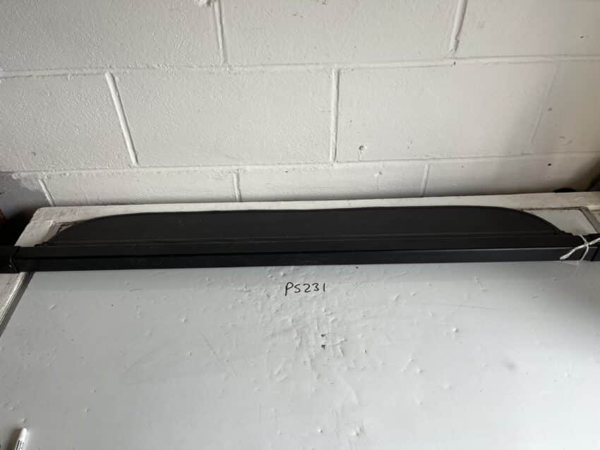 Honda Jazz 2002-2008 5 Door Hatchback Roller Parcel Shelf – Black