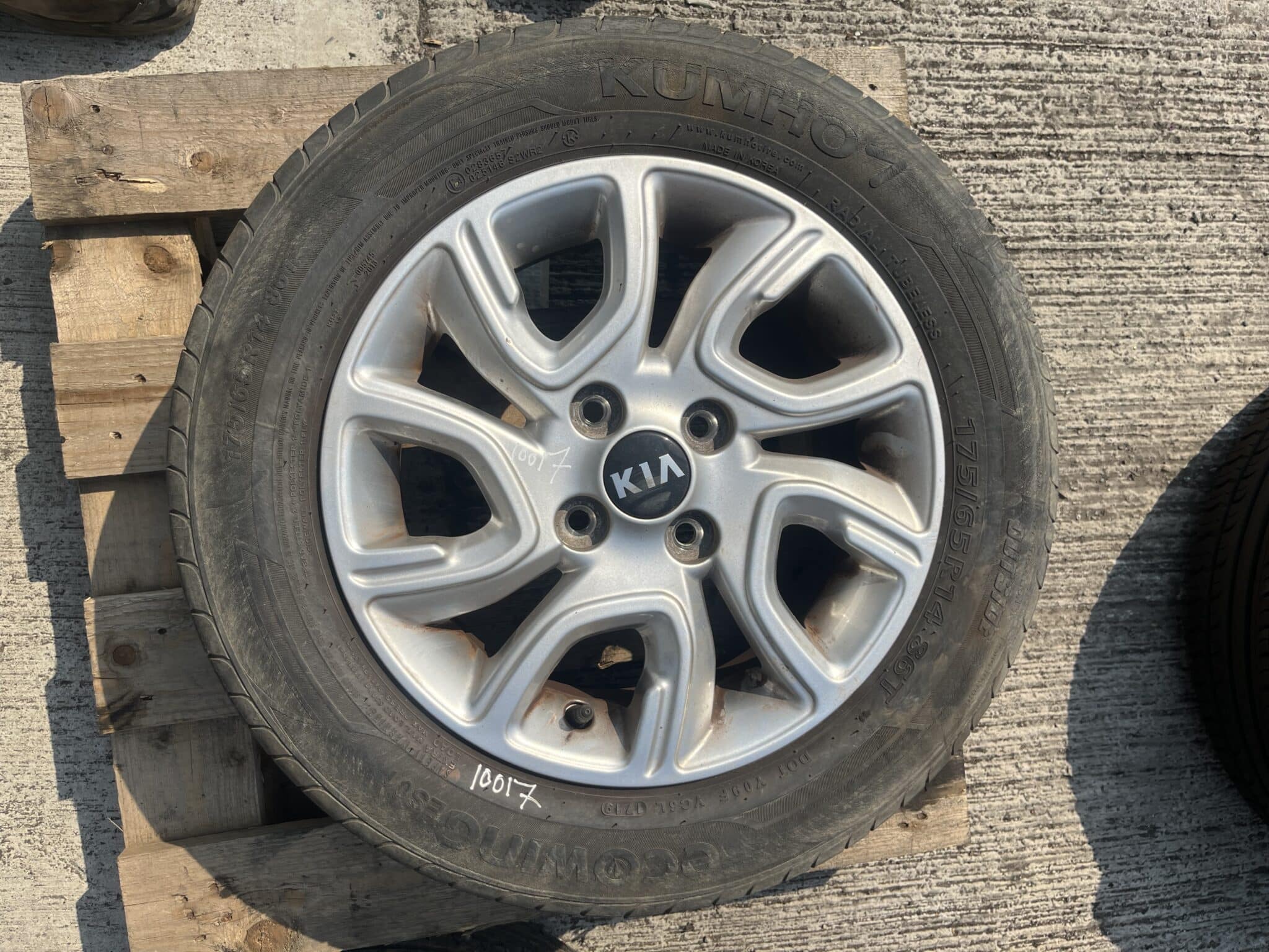 Kia Picanto 2017-2024 Single Alloy Wheel And Tyre – 175/65/14