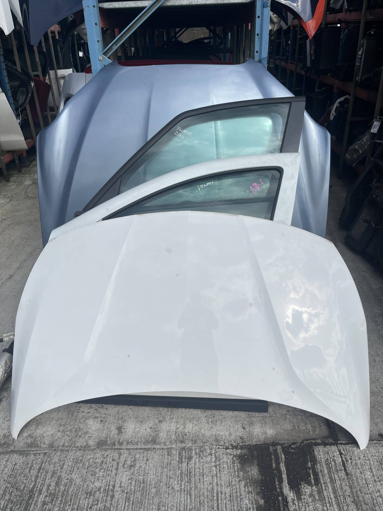 Vauxhall Astra 2015-2021 Bonnet – White Z40R Colour Code ( Call Office For Delivery Quote )