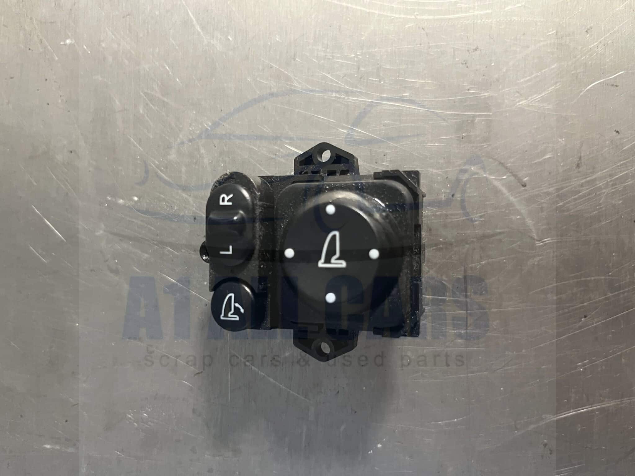 Honda Civic 2011-2017 Hatchback Electric Door Mirror Switch – T2AJ010 ( Power Fold Version )