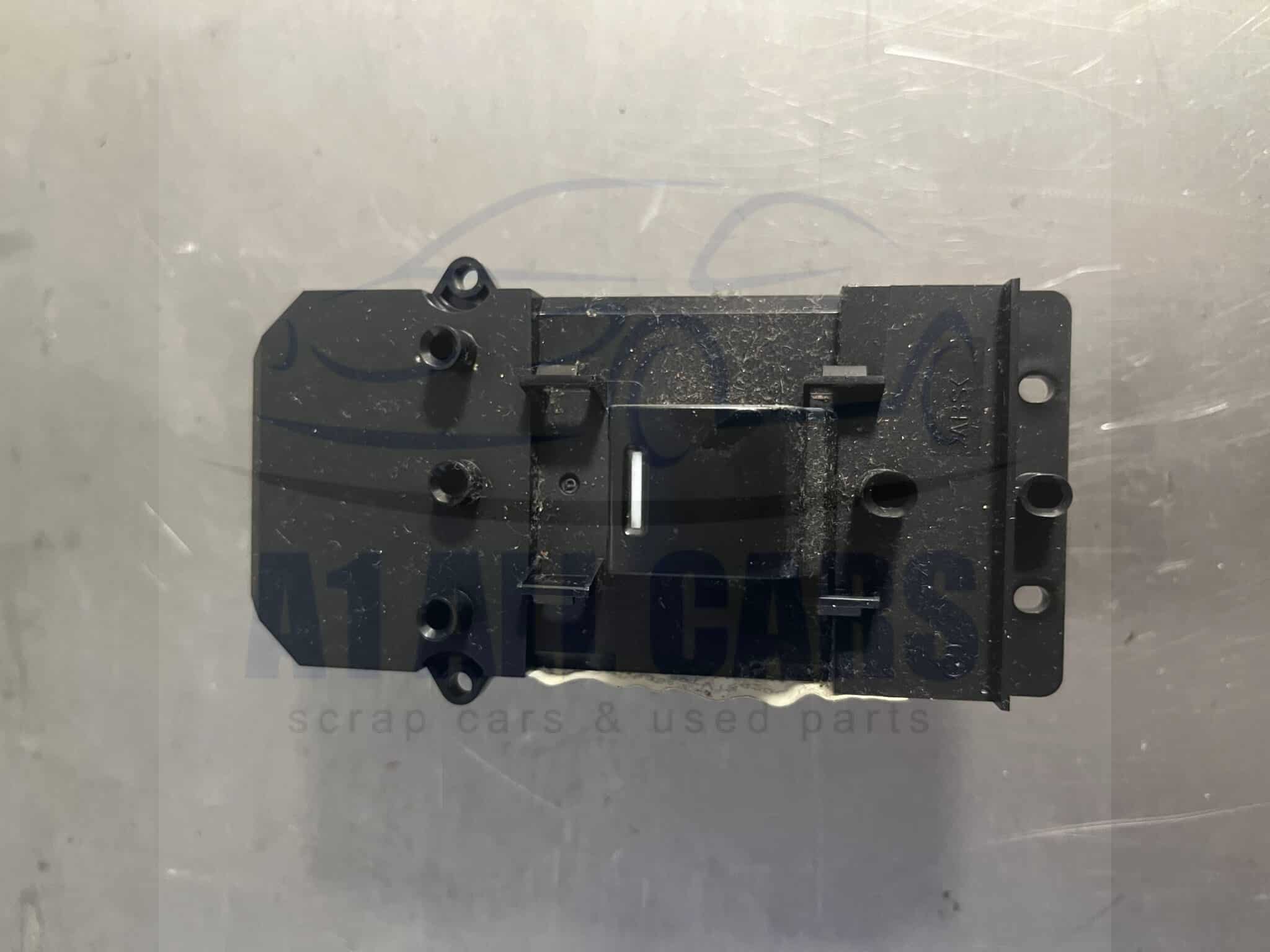 Honda Civic 2011-2017 Hatchback Near Side Front Window Switch – 83590TV1E420GGM