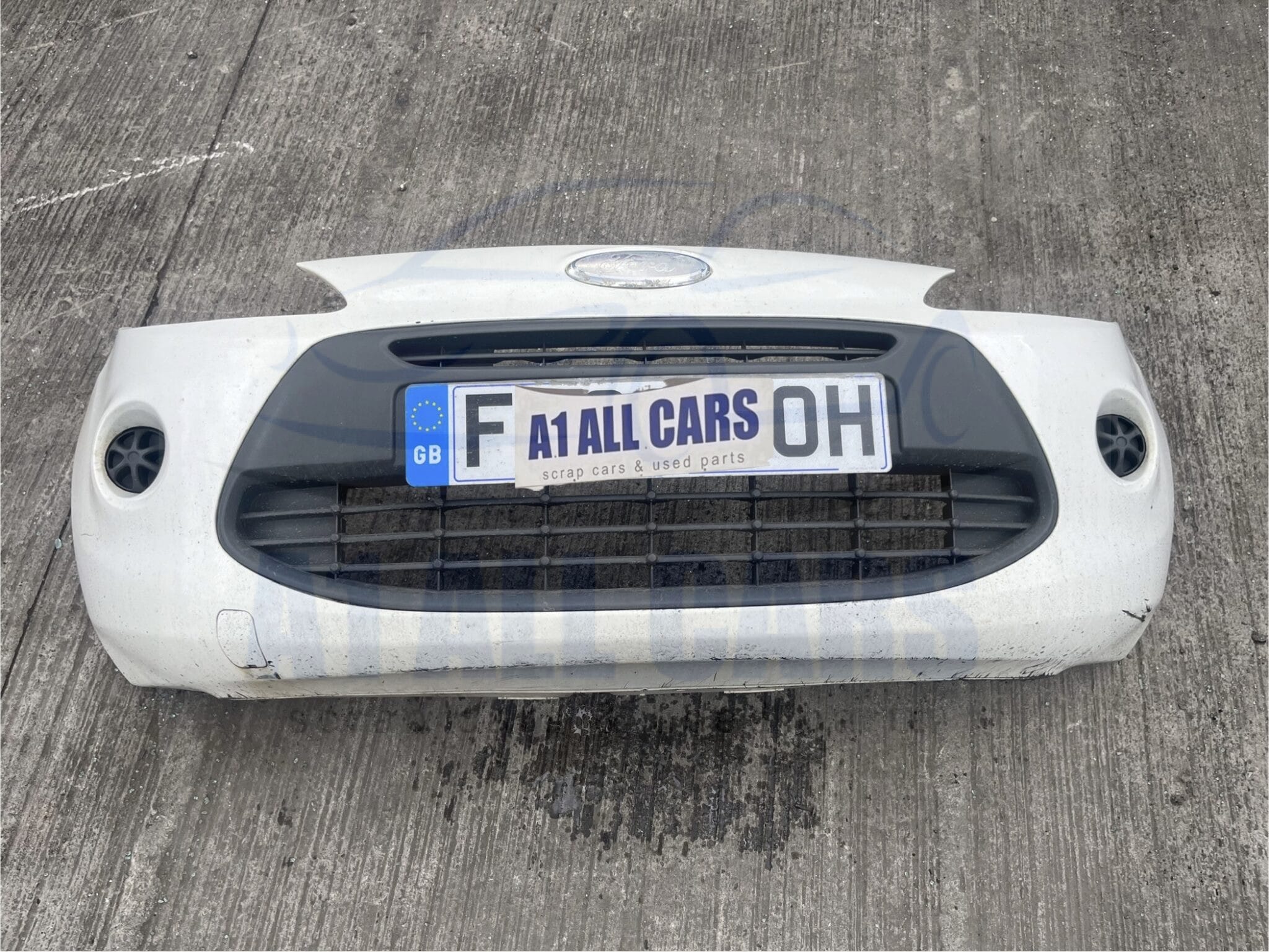 Ford KA 2009-2016 Front Bumper – White ( Few Marks And Scratches )
