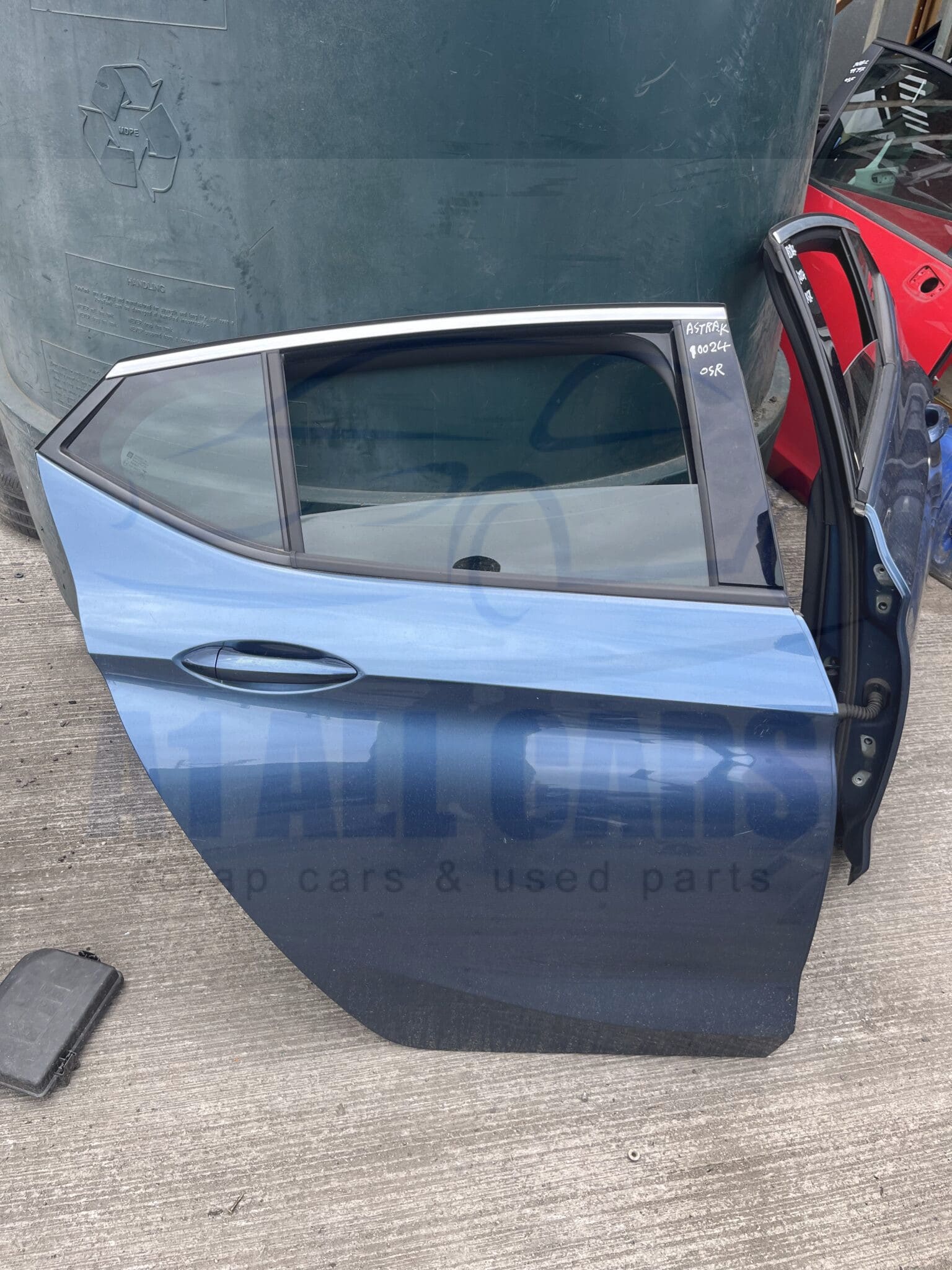 Vauxhall Astra 2015-2021 5 Door Hatchback Off Side Rear Door – Blue Z22S Colour Code ( Call Office For Delivery Quote )