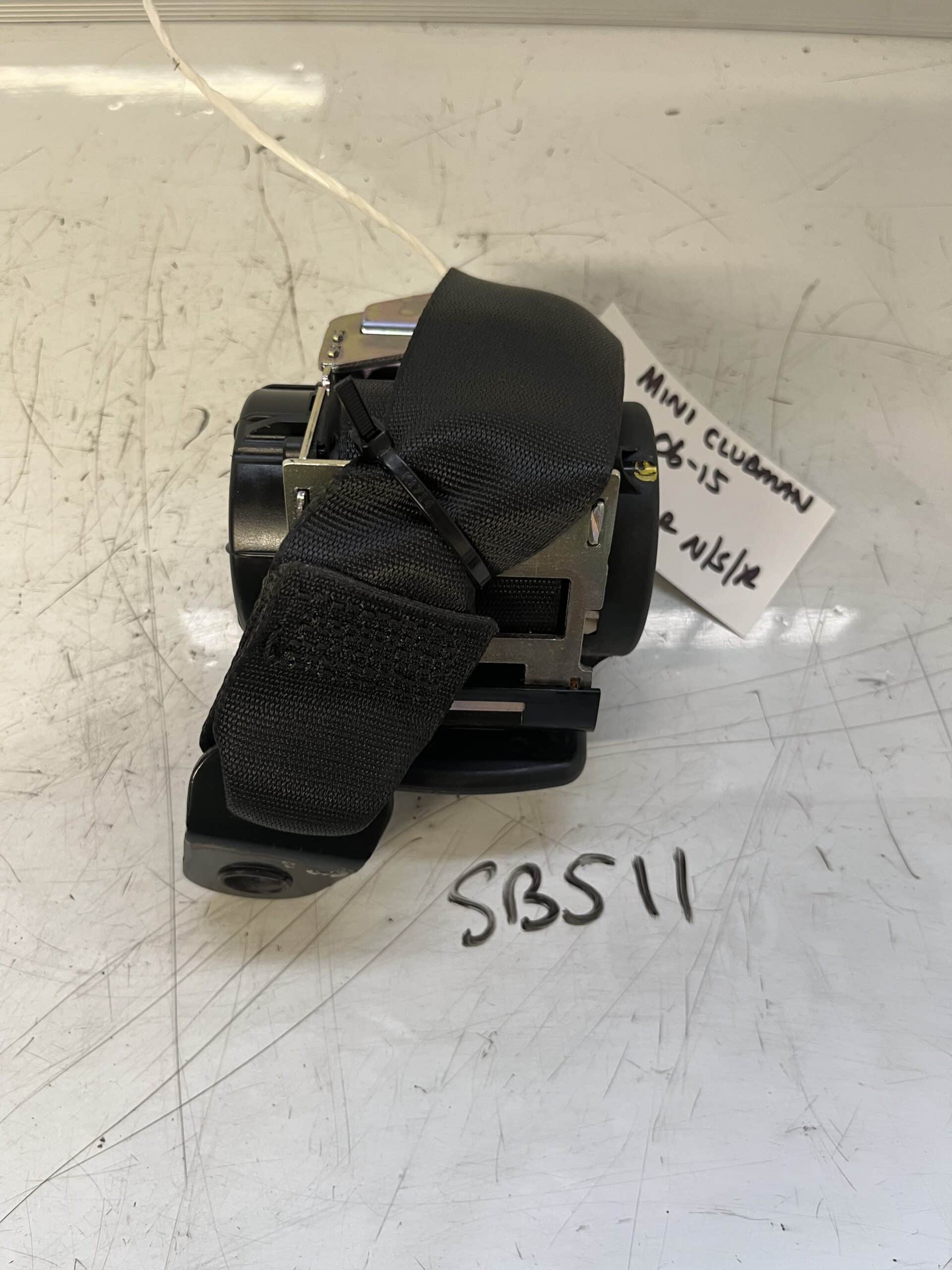 BMW Mini Clubman 2006-2015 Hatchback Rear Seatbelt – 607051100E ( Universal fitting Will Fit Both Sides Rear )