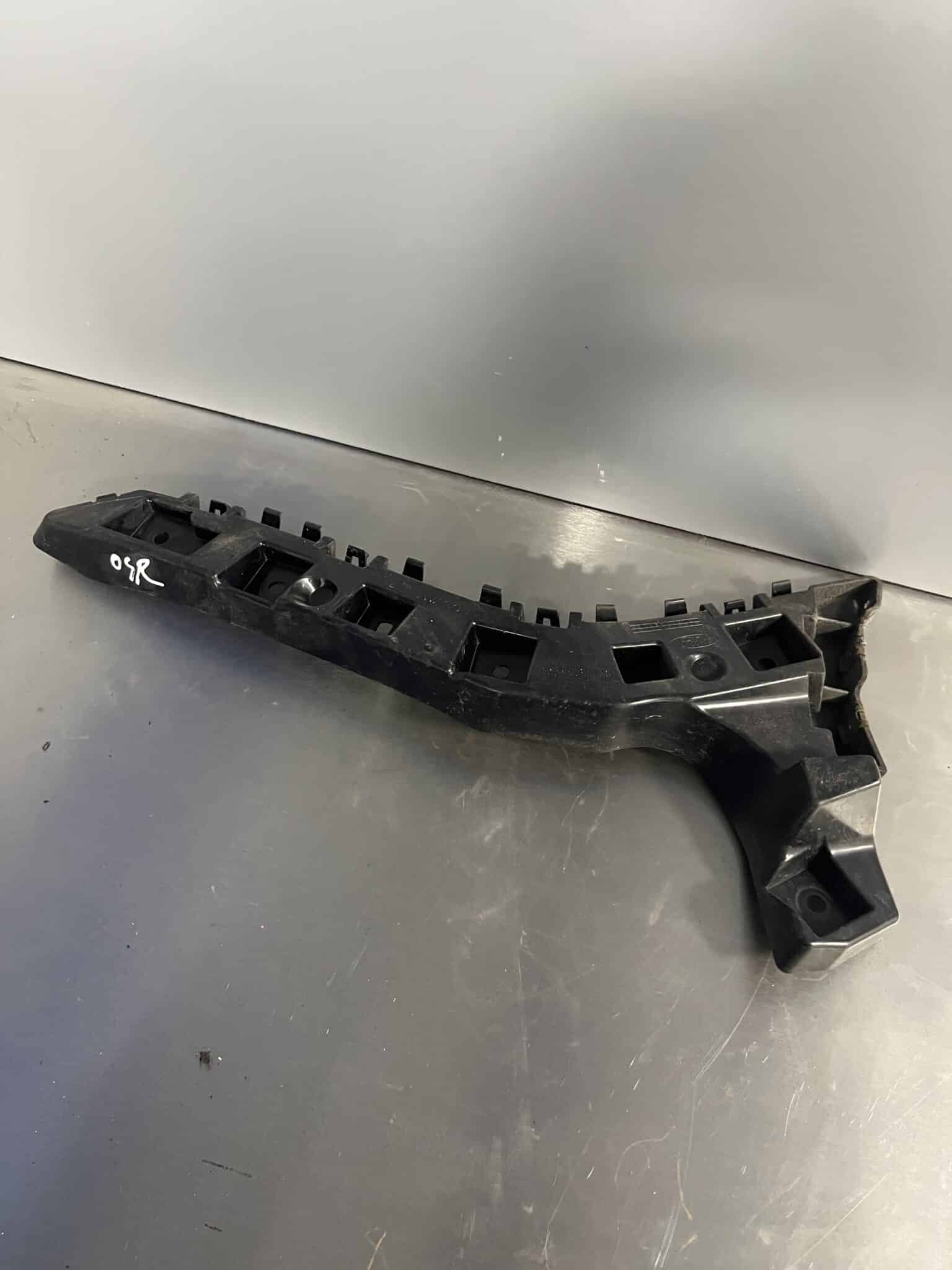 Ford Mondeo 2014-2019 Estate Off Side Rear Bumper Bracket – DS73-17A881-S