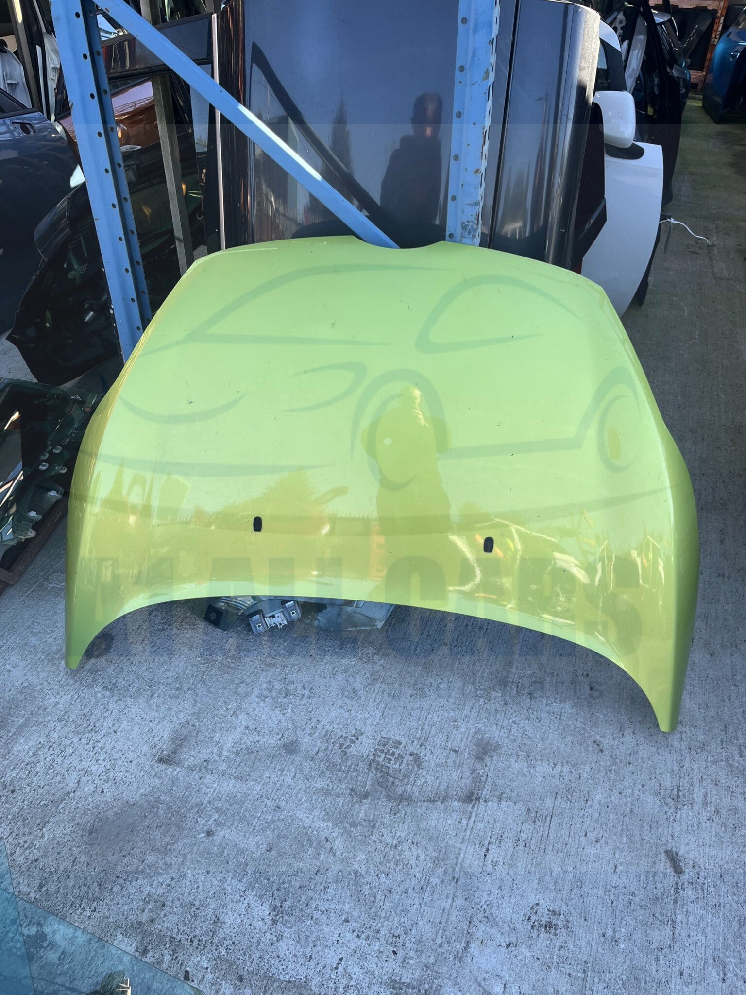 Ford Fiesta 2008-2012 Bonnet – Green 59 Colour Code ( Call Office For Delivery Quote ) Small Dent See Pic