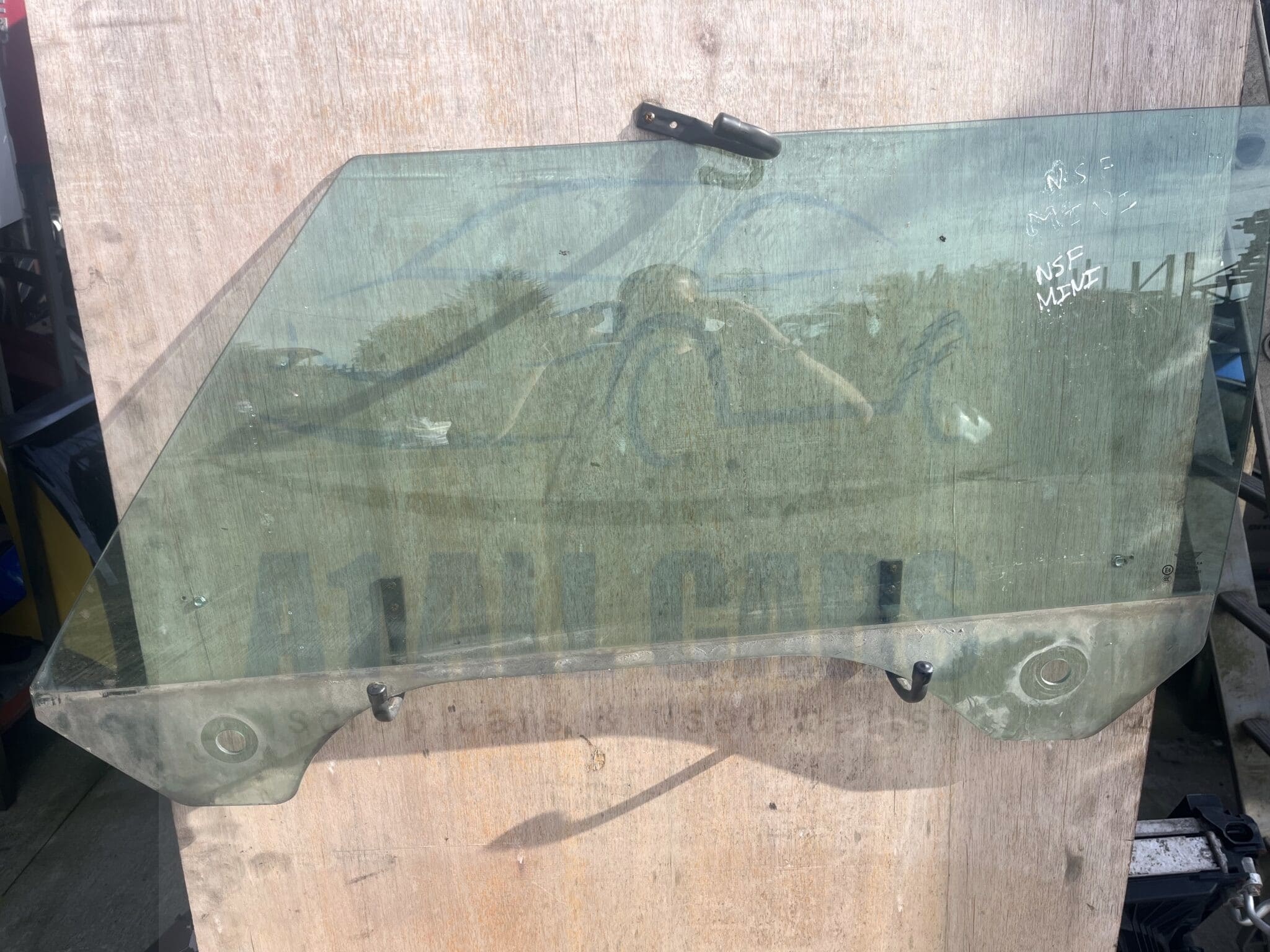 BMW Mini 2001-2006 3 Door Hatchback Near Side Door Glass