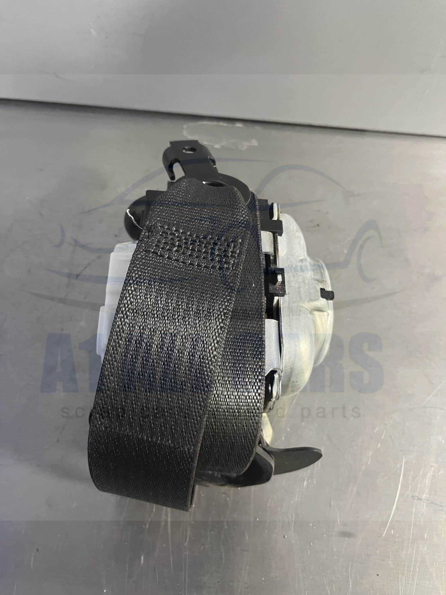 Vauxhall Astra 2015-2021 5 Door Hatchback Off Side Front Seatbelt – 39045683
