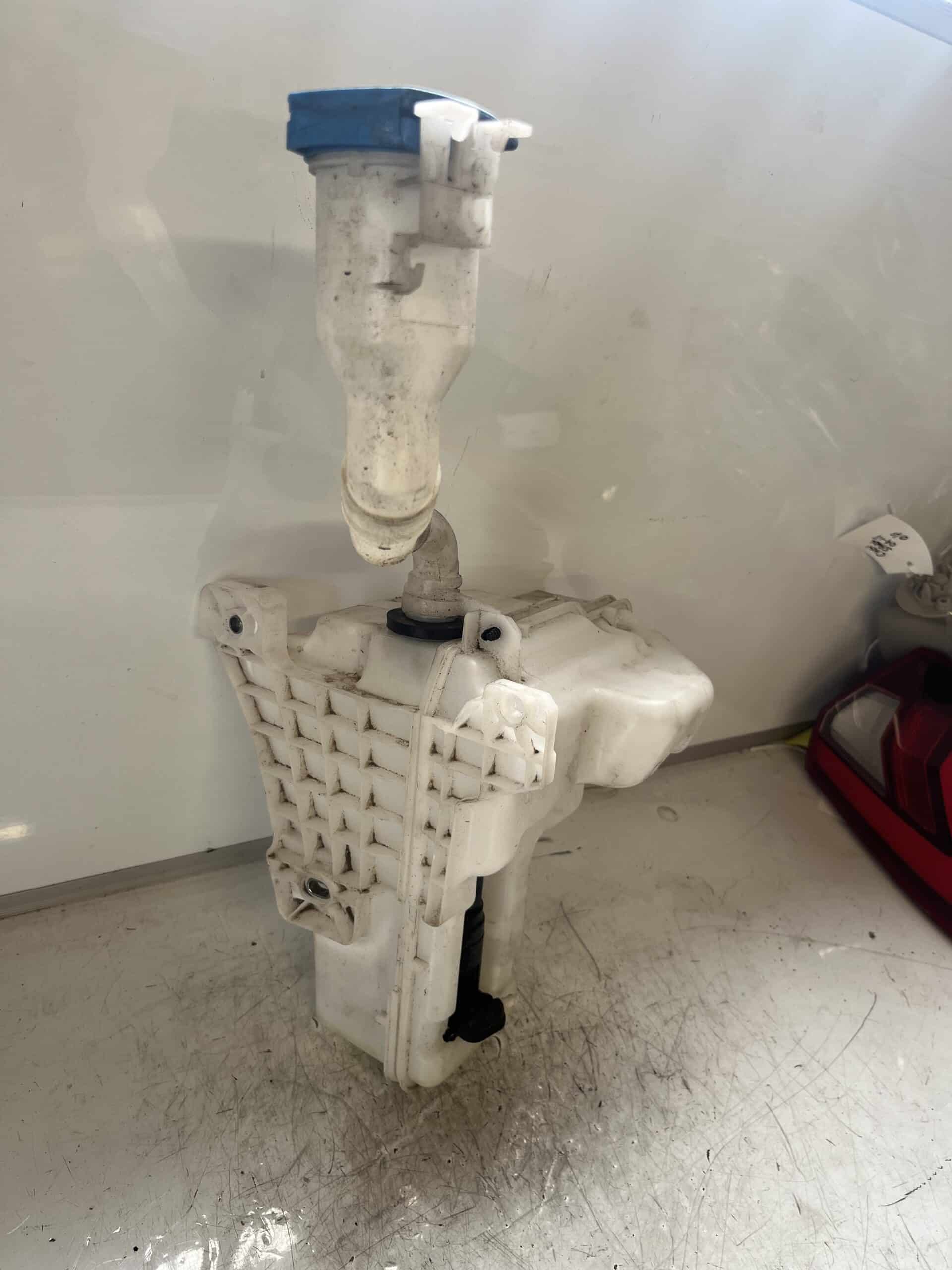 Seat Ibiza / Volkswagen Polo 2017-2024 Windscreen Washer Bottle – 2Q0.955.453.F