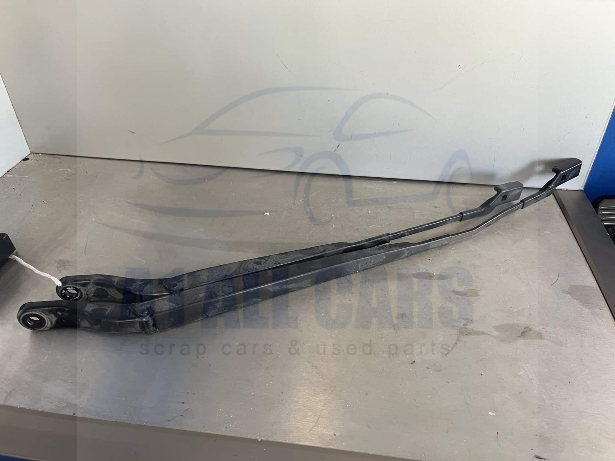 Peugeot 2008 2019-2026 Front Wiper Arms – PAIR