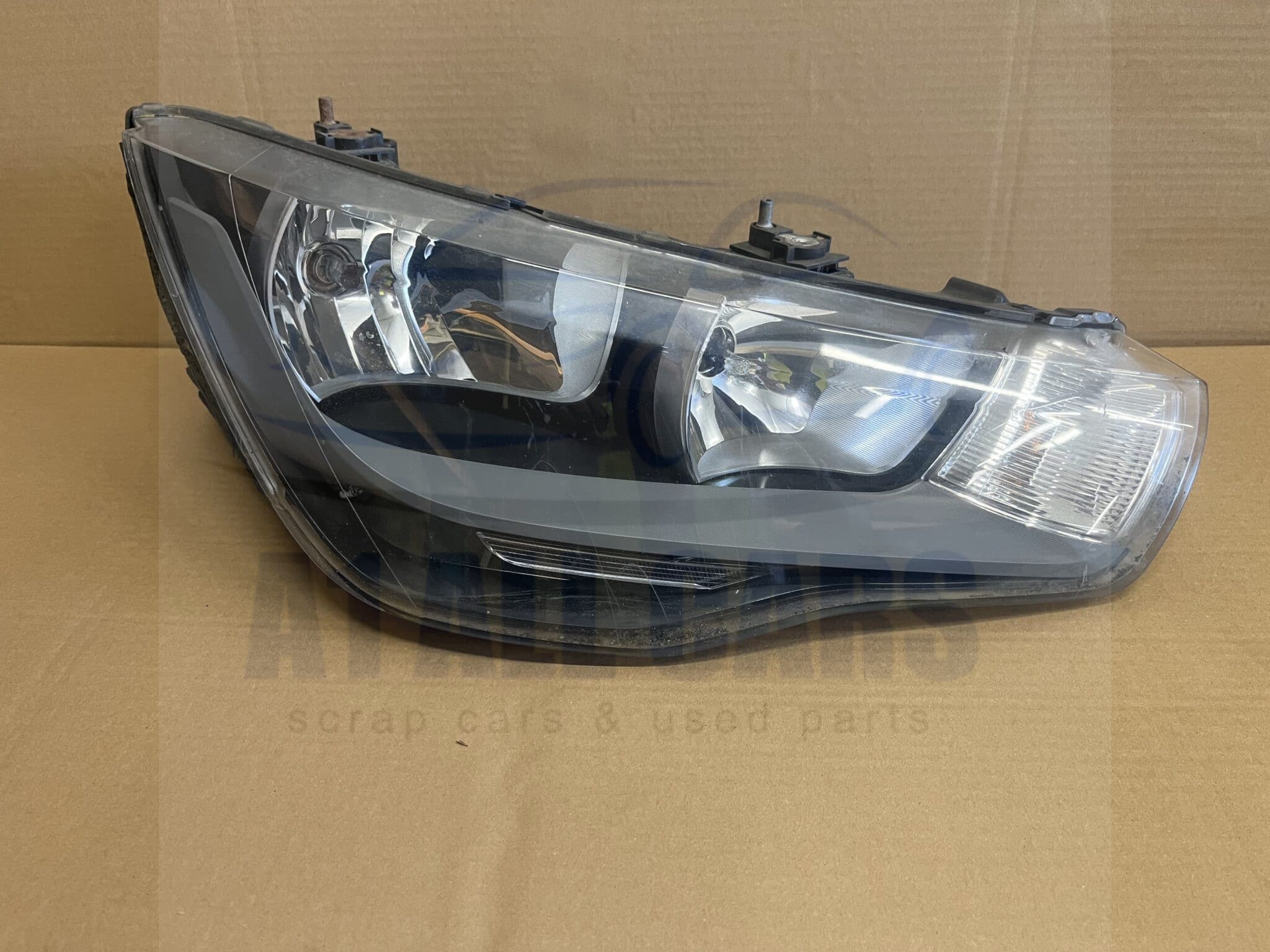 Audi A1 2010-2015 Off Side Headlamp – Halogen Version
