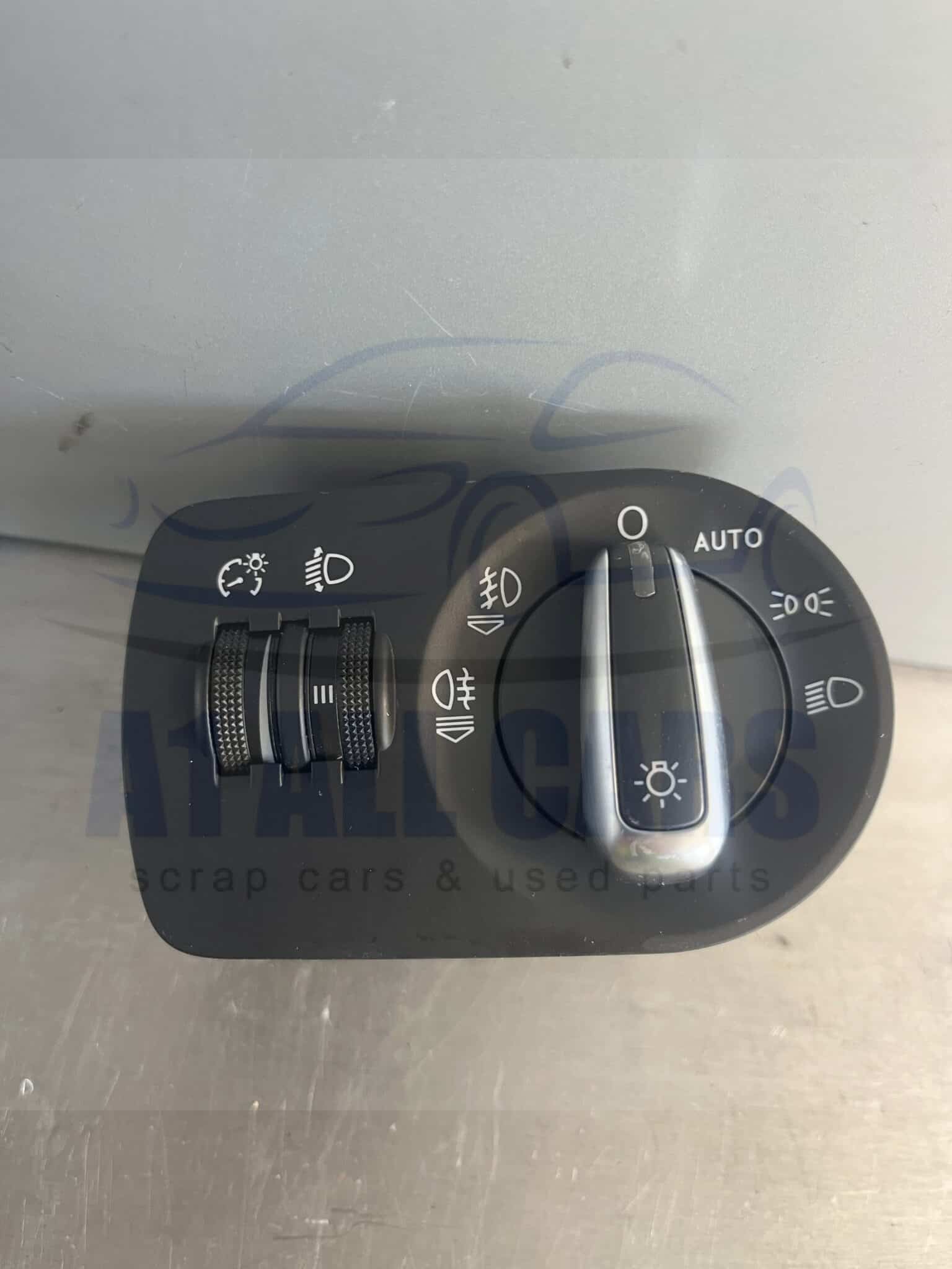 Audi A1 2010-2018 Headlamp Switch – 8X2941531M