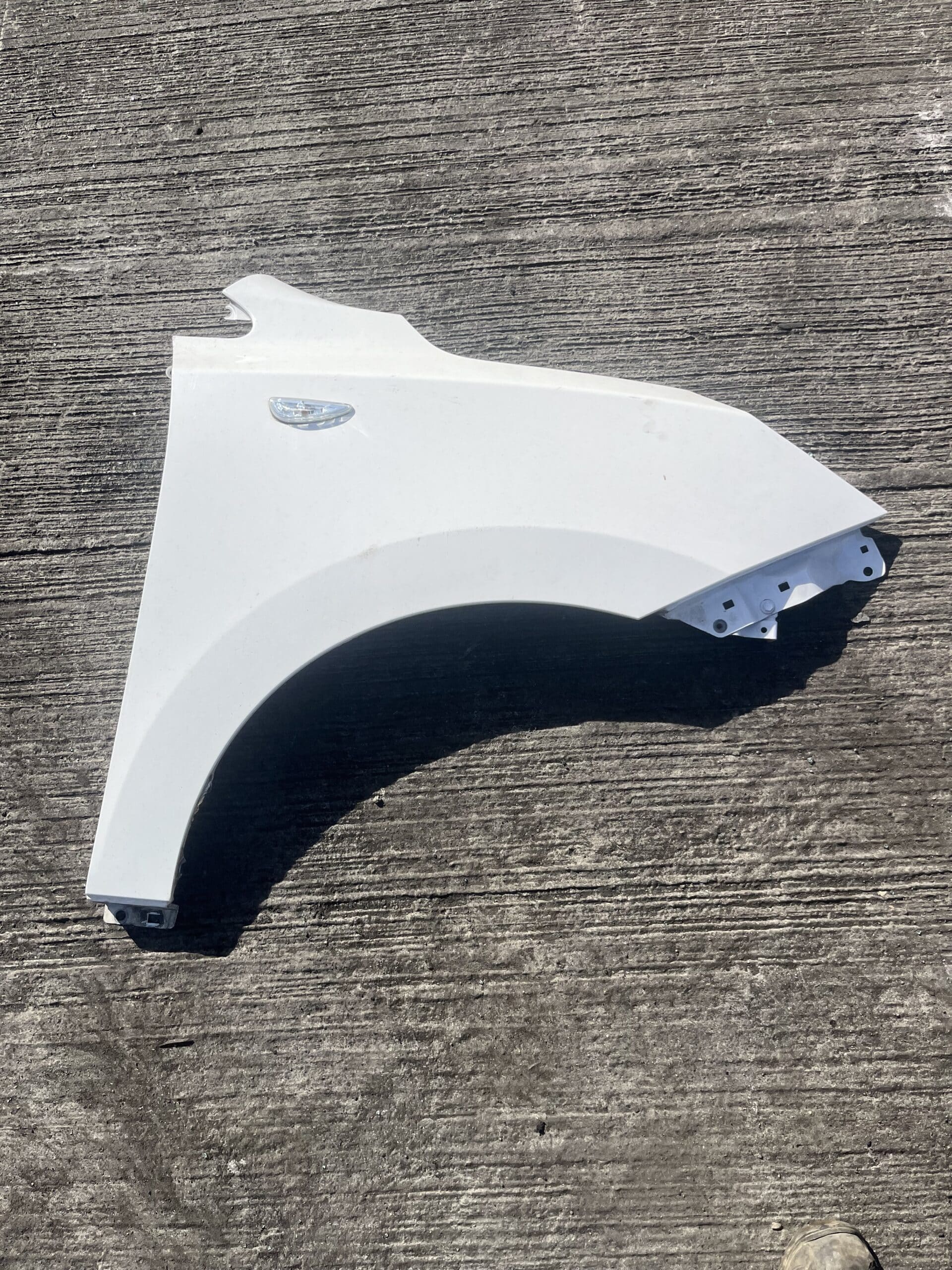 Hyundai ix35 2010-2015 Off Side Wing – White