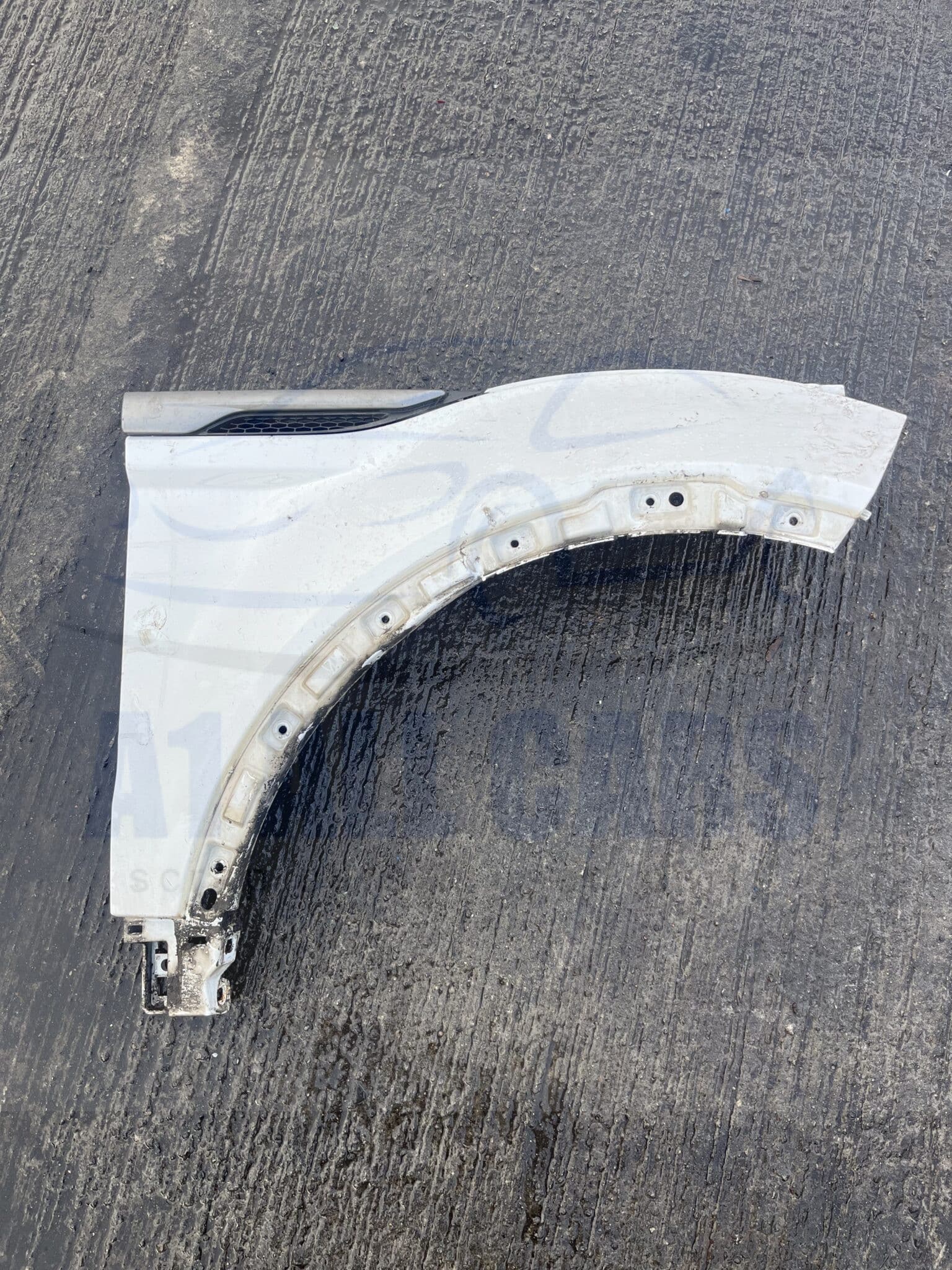 Range Rover Evoque 2011-2015 Off Side Wing – Fuji White LRC867 Colour Code