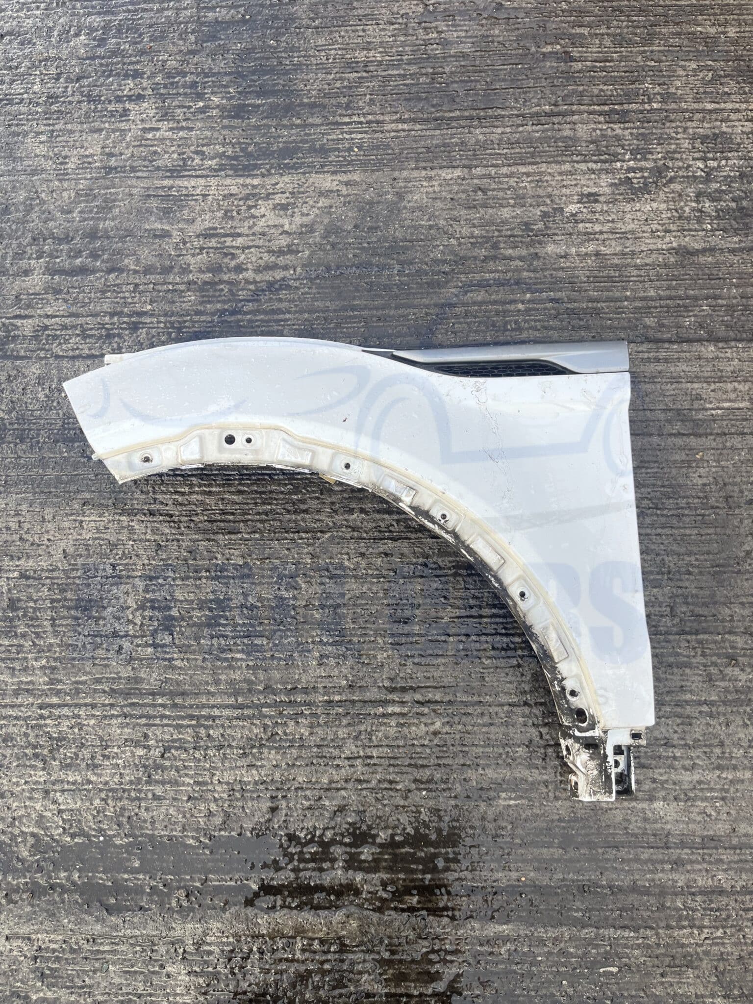 Range Rover Evoque 2011-2015 Near Side Wing – Fuji White LRC867 Colour Code