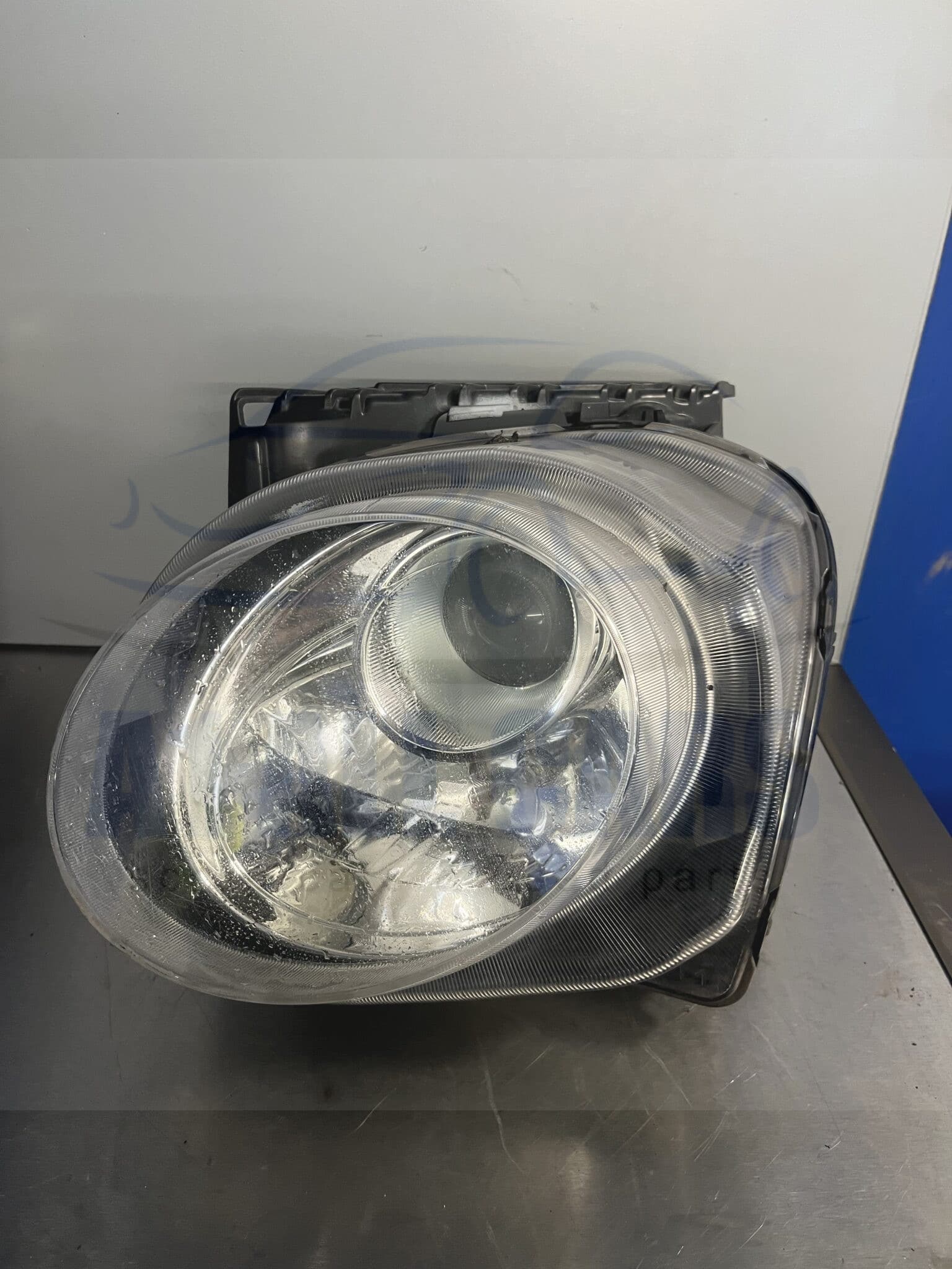 Nissan Juke 2014-2019 MK1 FL Near Side Headlamp – 26060BV80B