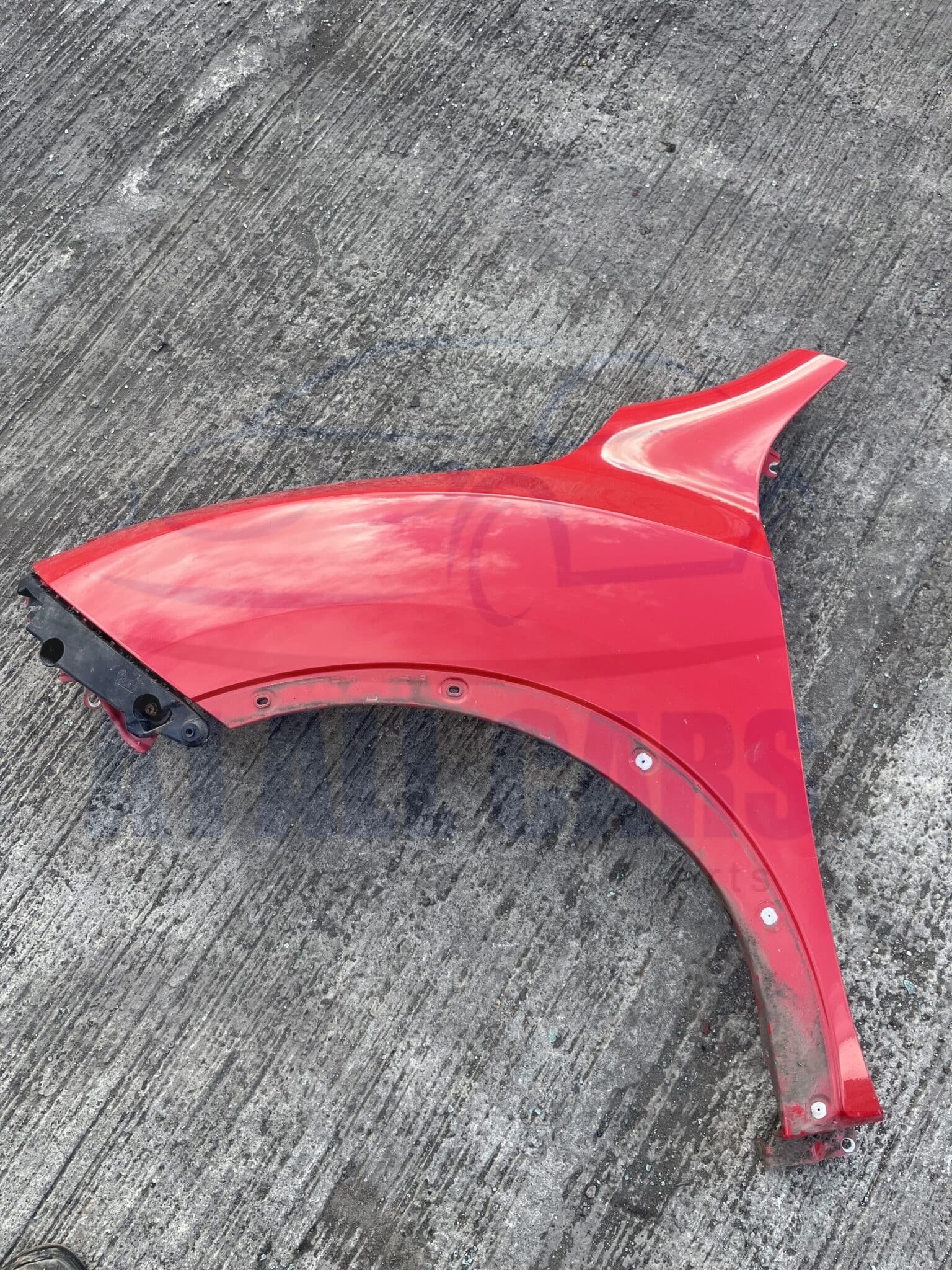 Nissan Juke 2014-2019 Near Side Wing – Red Z10 Colour Code ( Version With No Indicator )