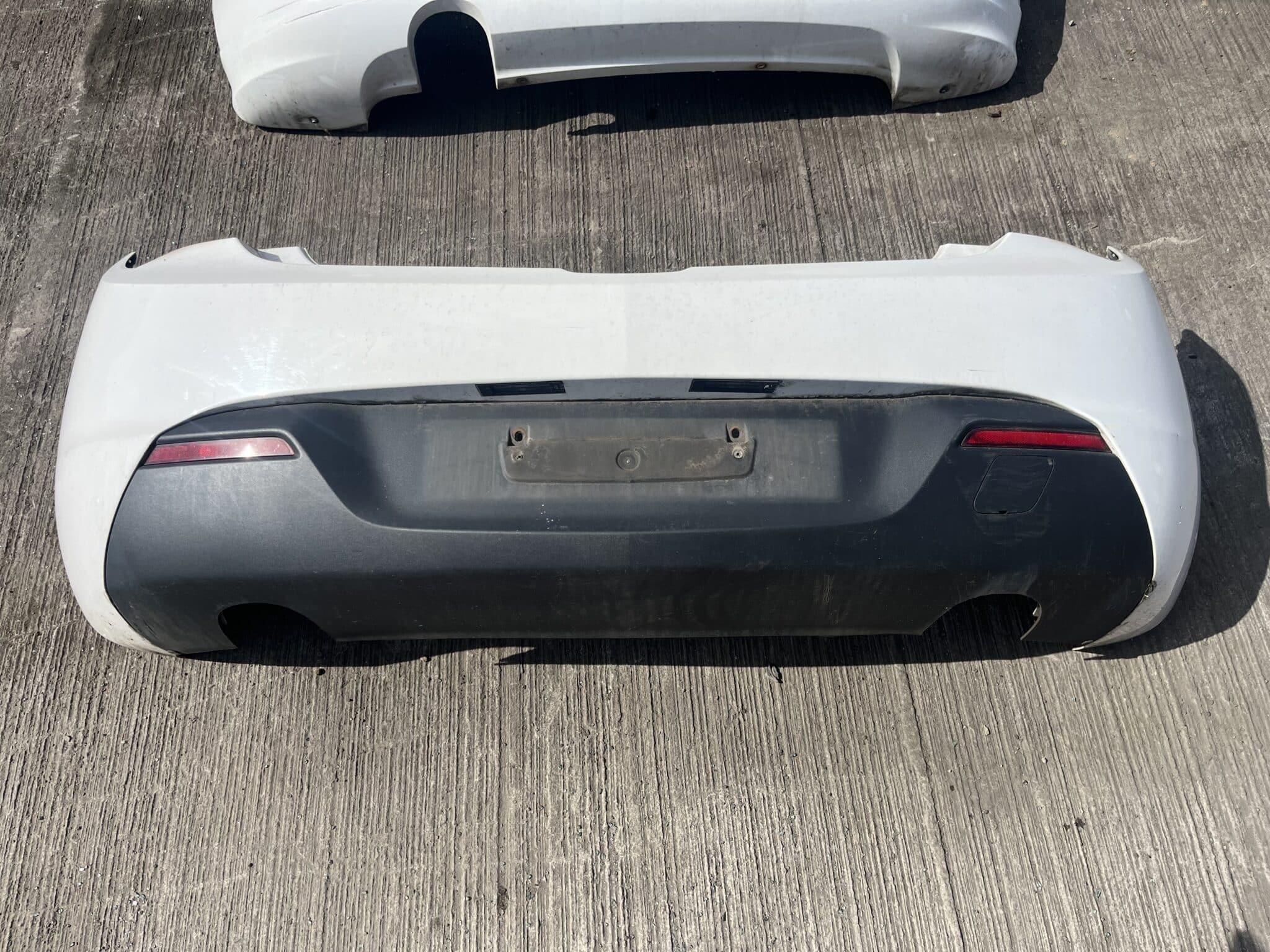 Vauxhall Astra GTC 2010-2016 3 Door Coupe Rear Bumper – White Z40R Colour Code
