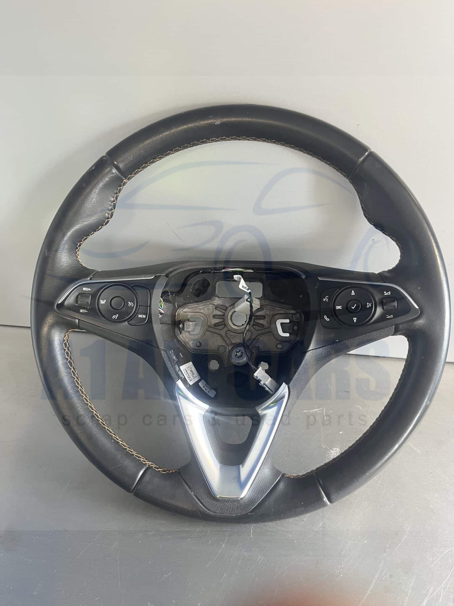 Vauxhall Crossland 2017-2021 Steering Wheel With Controls – 39187900