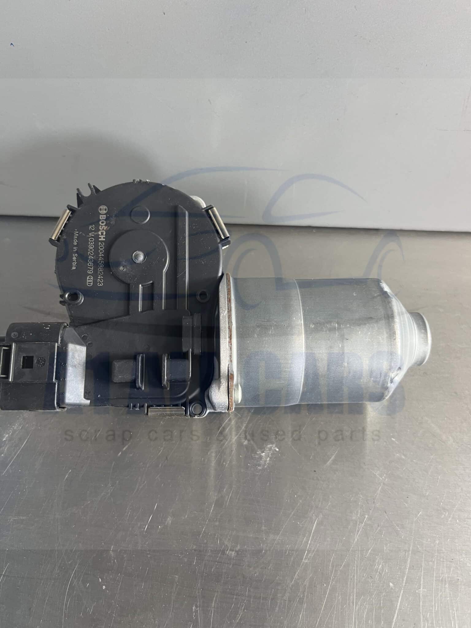 Vauxhall Crossland 2017-2021 Front Wiper Motor – 0390243679